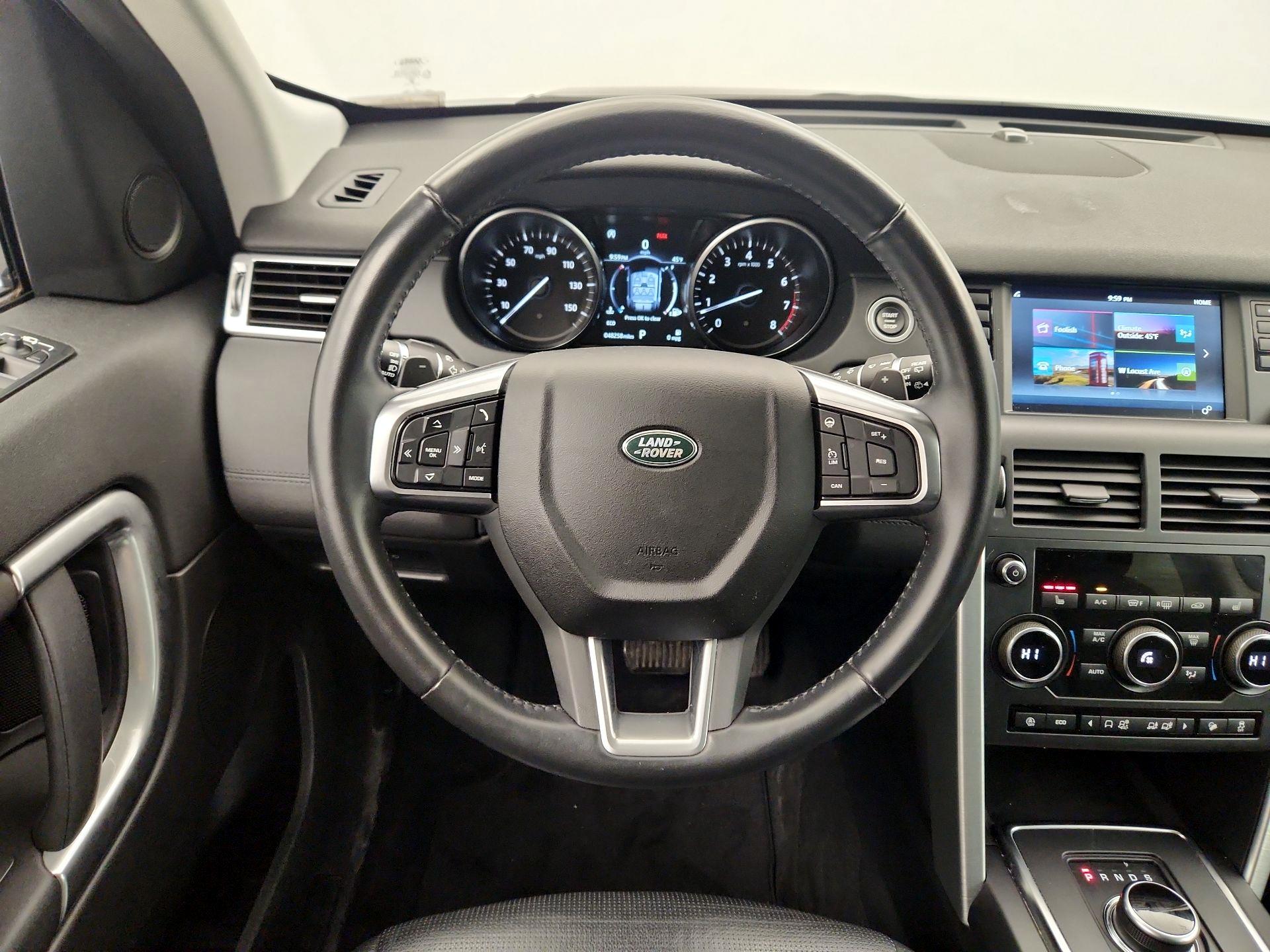 Thumbnail: 2018 Land Rover Discovery Sport - 10