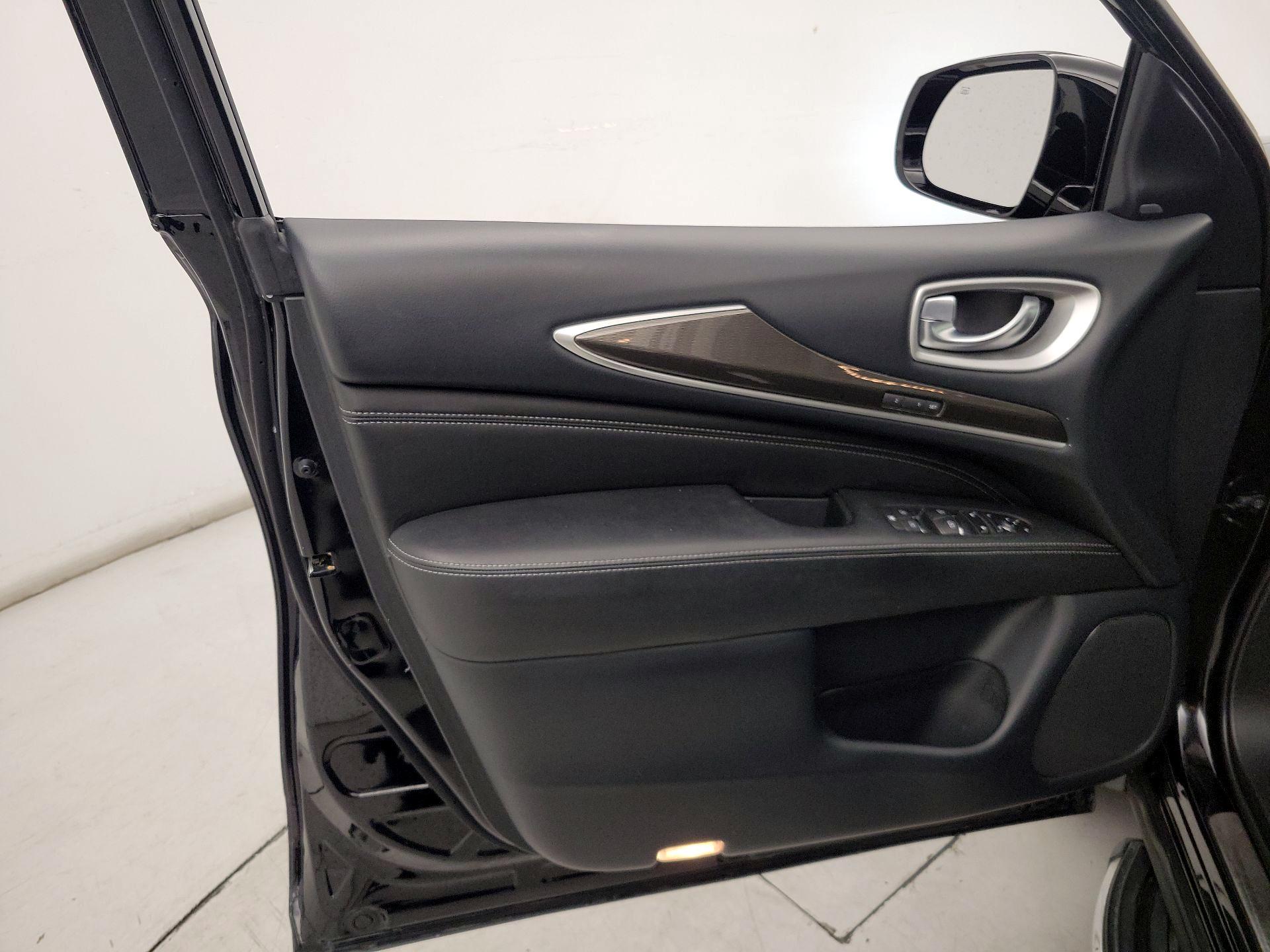 Thumbnail: 2020 INFINITI QX60 - 12