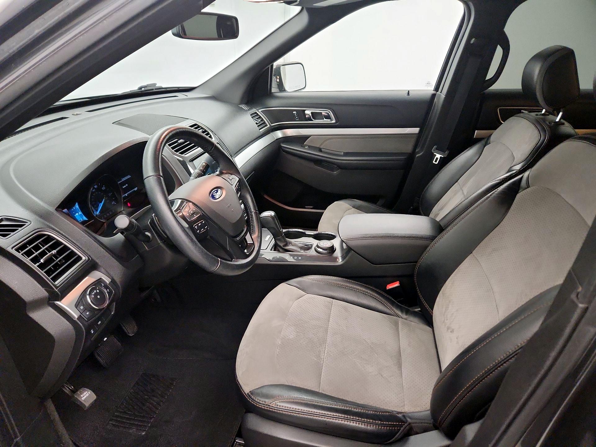 Thumbnail: 2017 Ford Explorer - 11