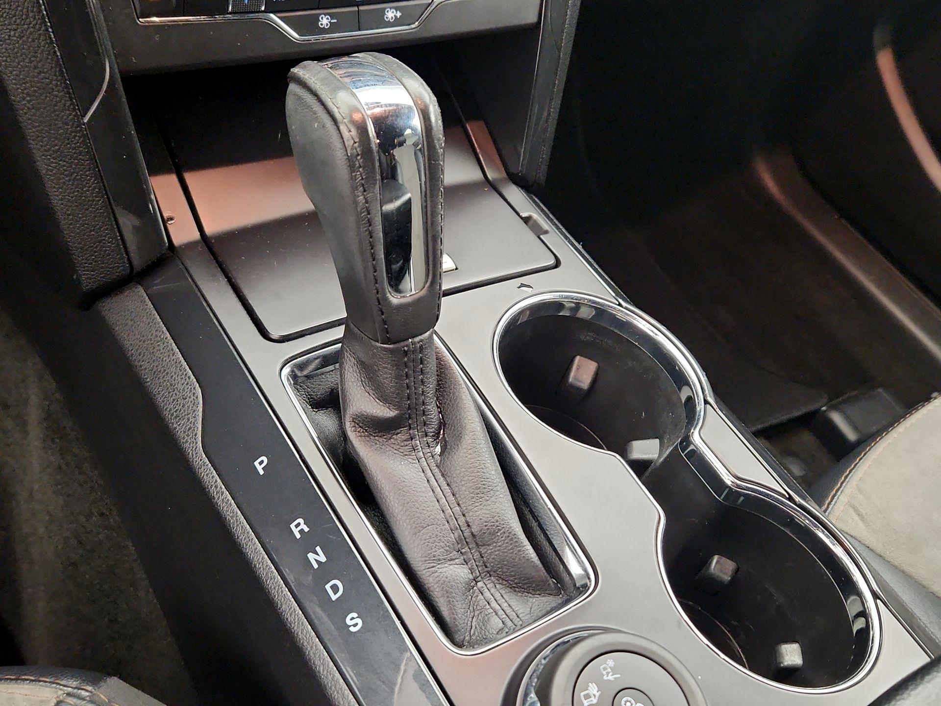 Thumbnail: 2017 Ford Explorer - 18