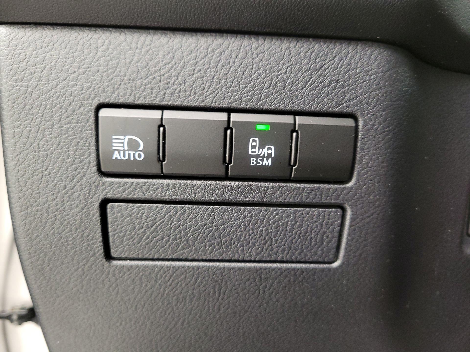 Thumbnail: 2018 Lexus NX - 13