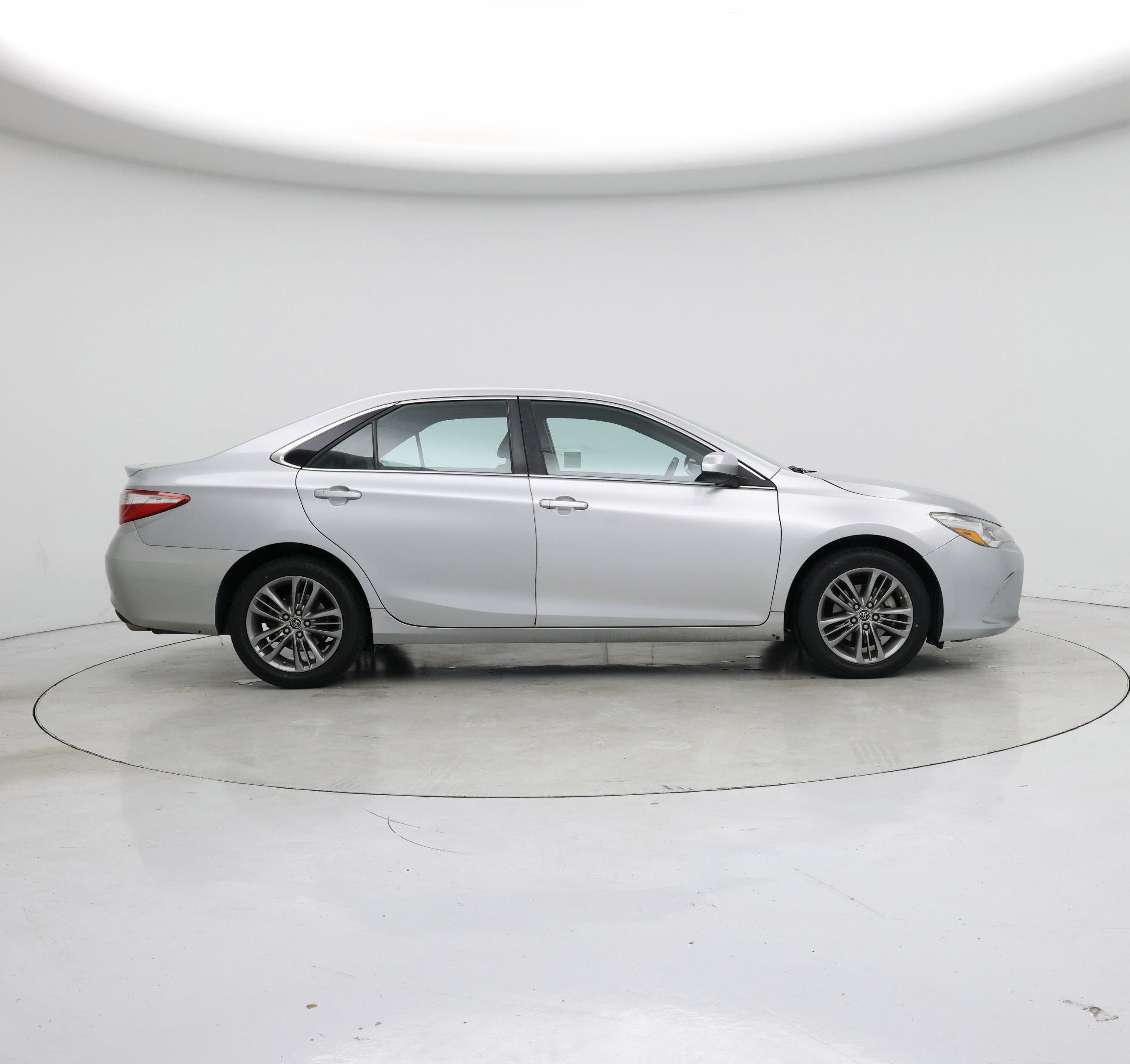 Thumbnail: 2015 Toyota Camry - 7