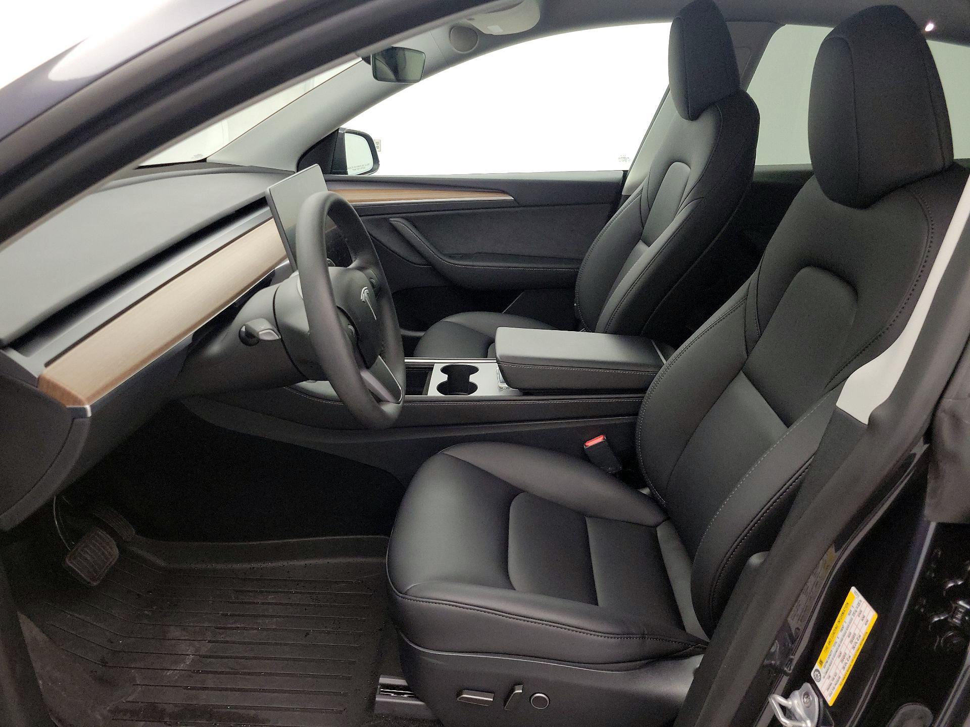 Thumbnail: 2024 Tesla Model Y - 11