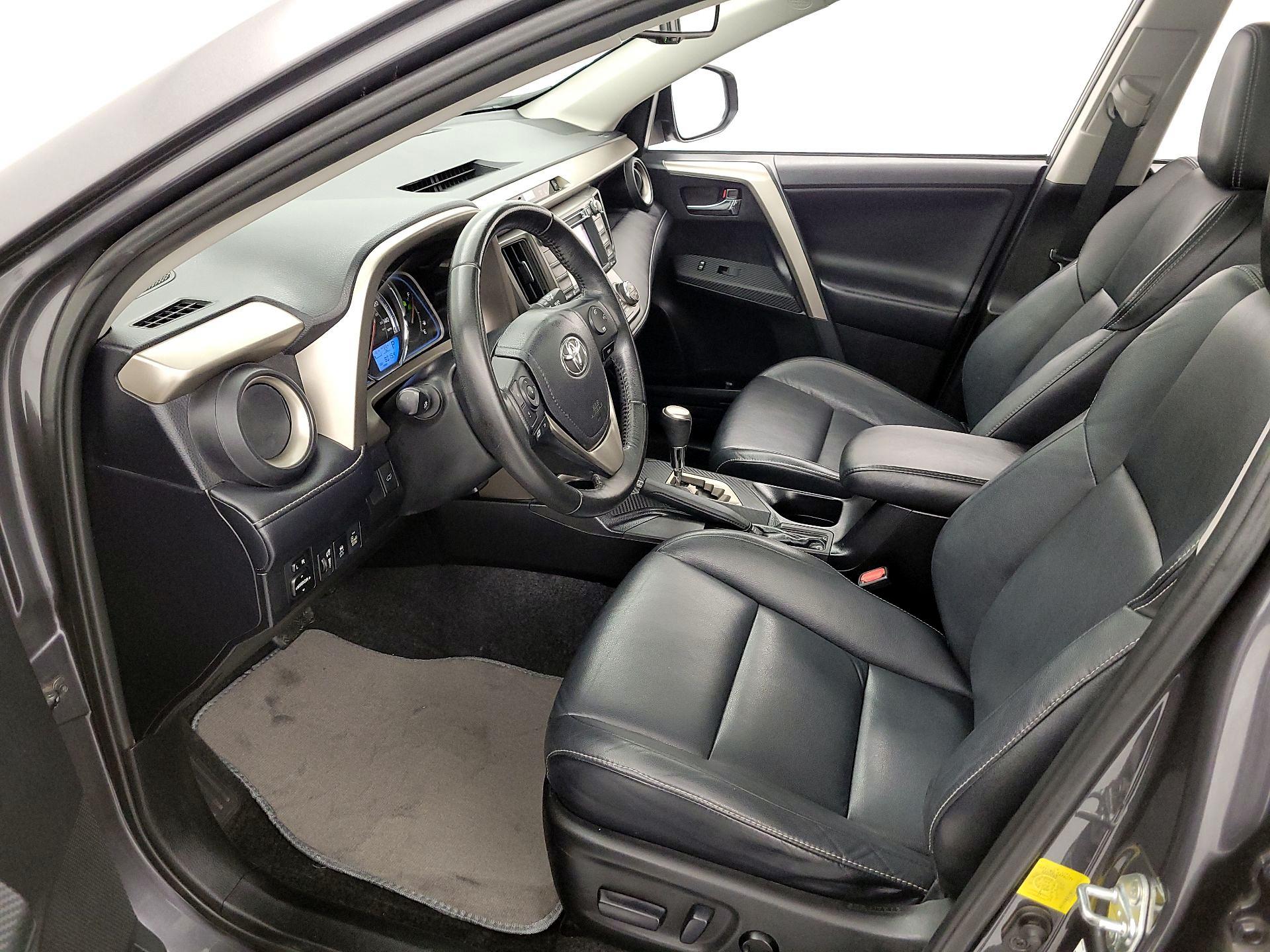 Thumbnail: 2014 Toyota RAV4 - 11