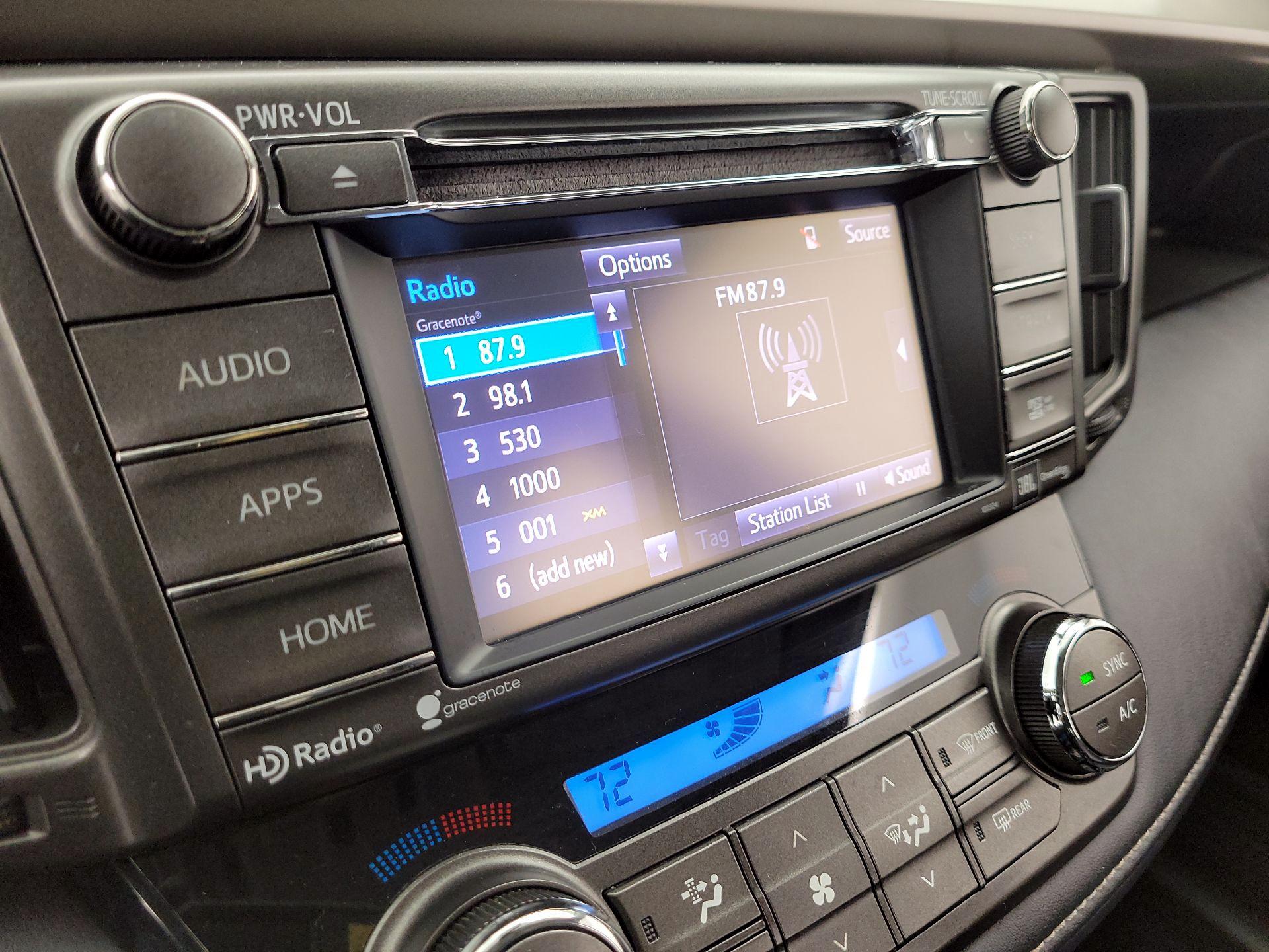 Thumbnail: 2014 Toyota RAV4 - 15