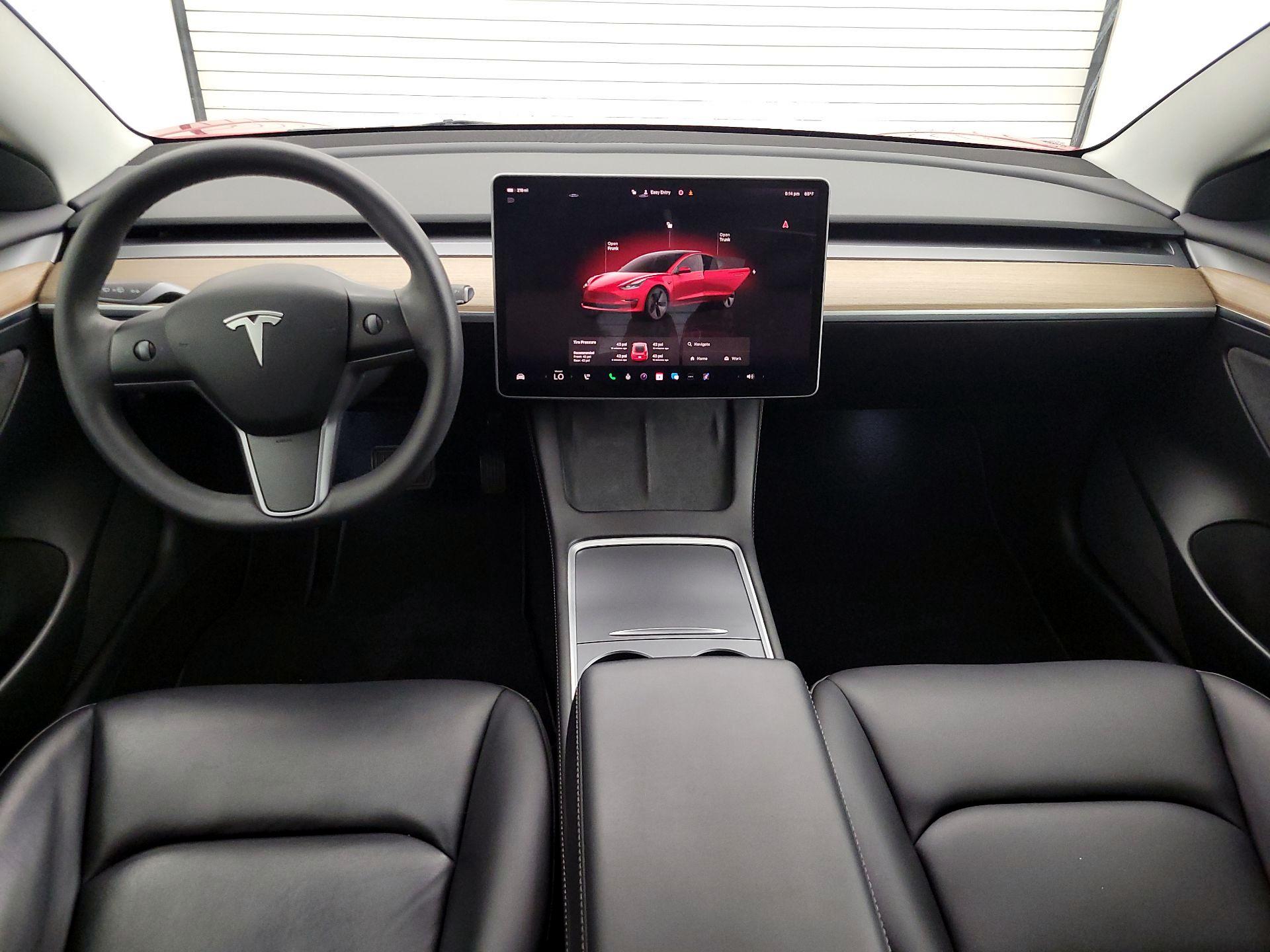 Thumbnail: 2023 Tesla Model 3 - 9