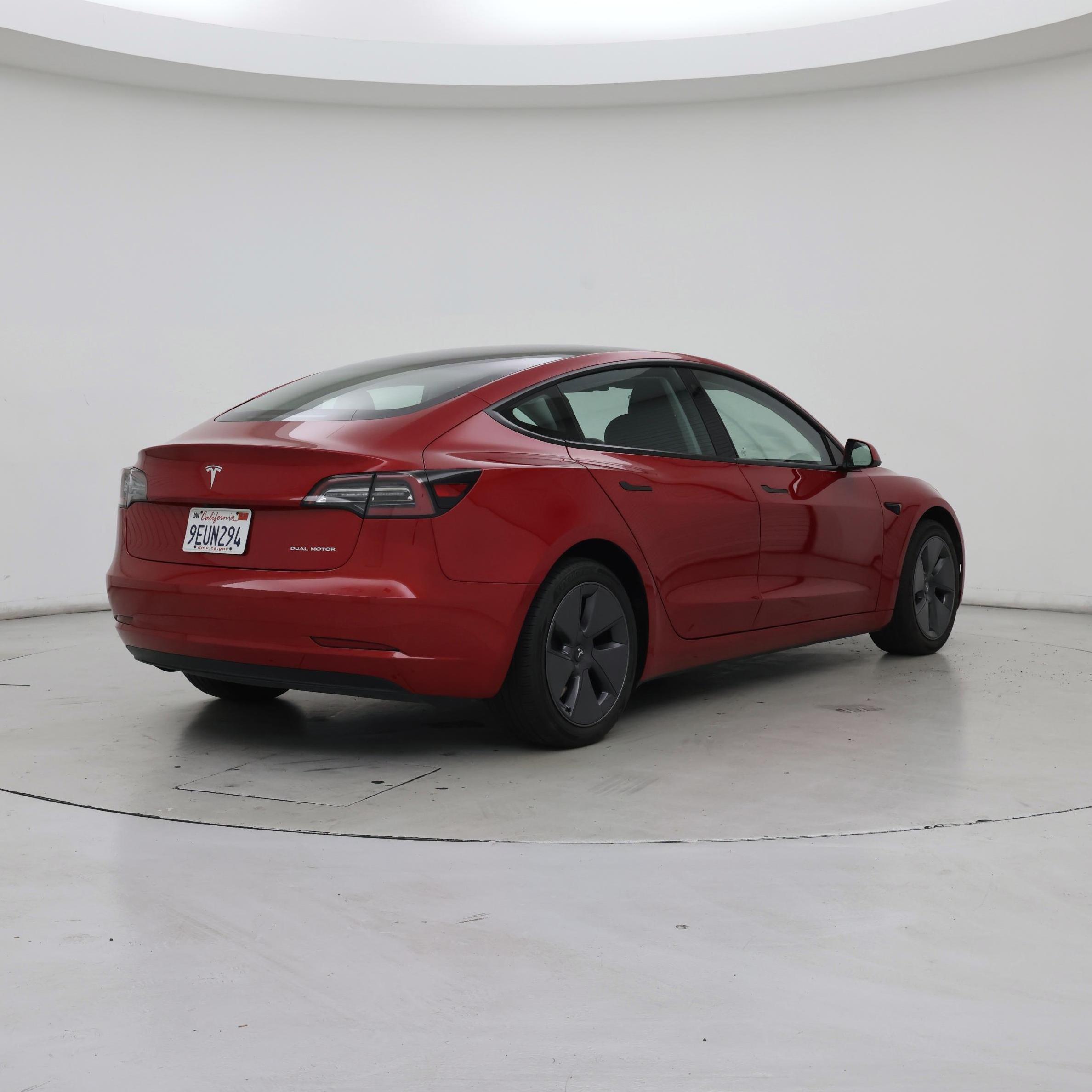 Thumbnail: 2023 Tesla Model 3 - 8