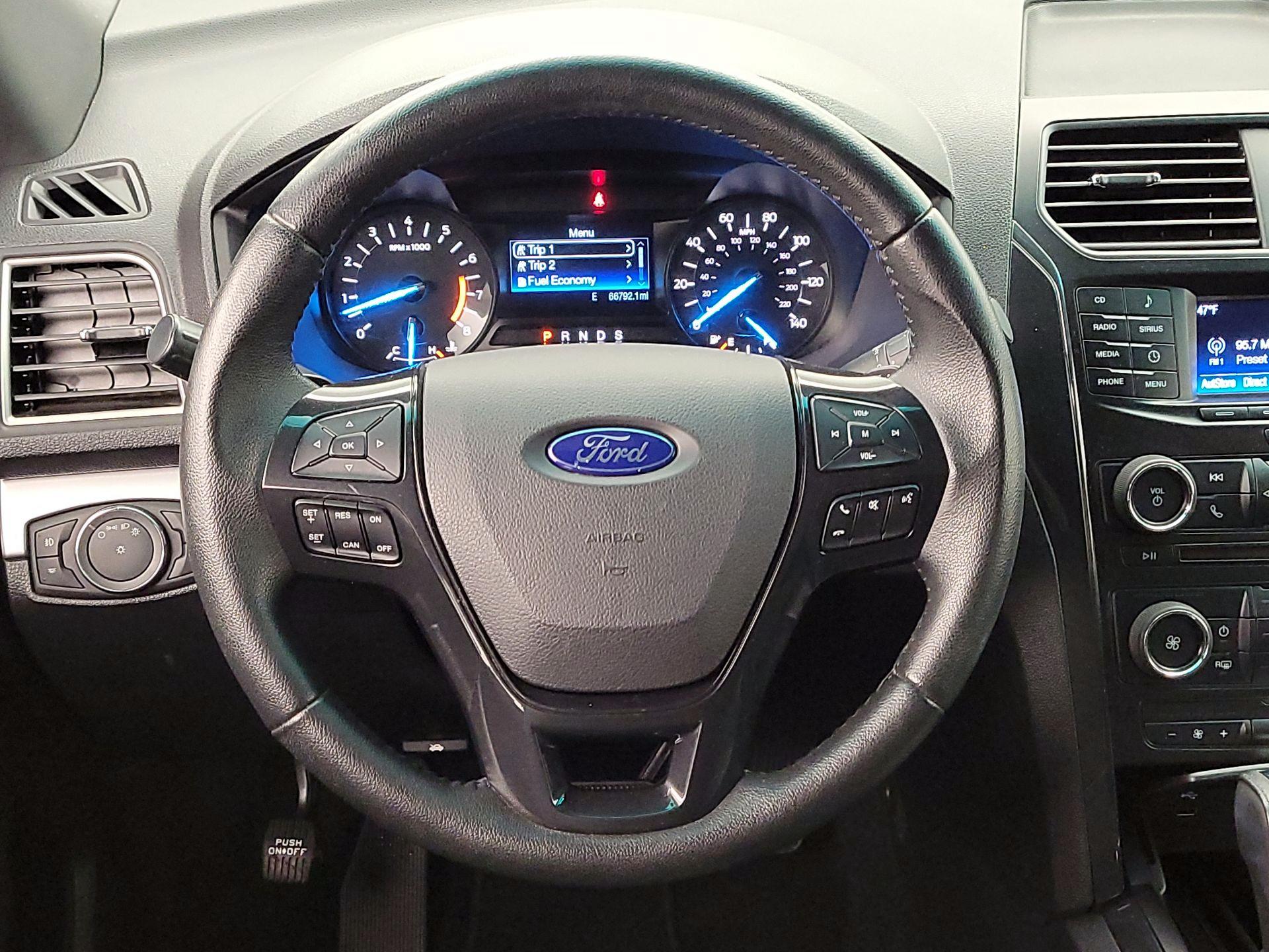 Thumbnail: 2017 Ford Explorer - 10