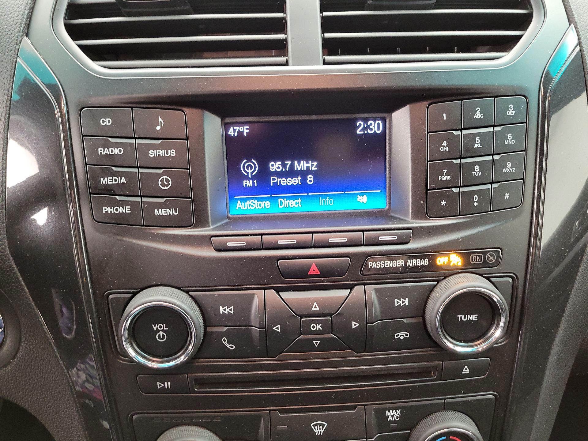 Thumbnail: 2017 Ford Explorer - 15