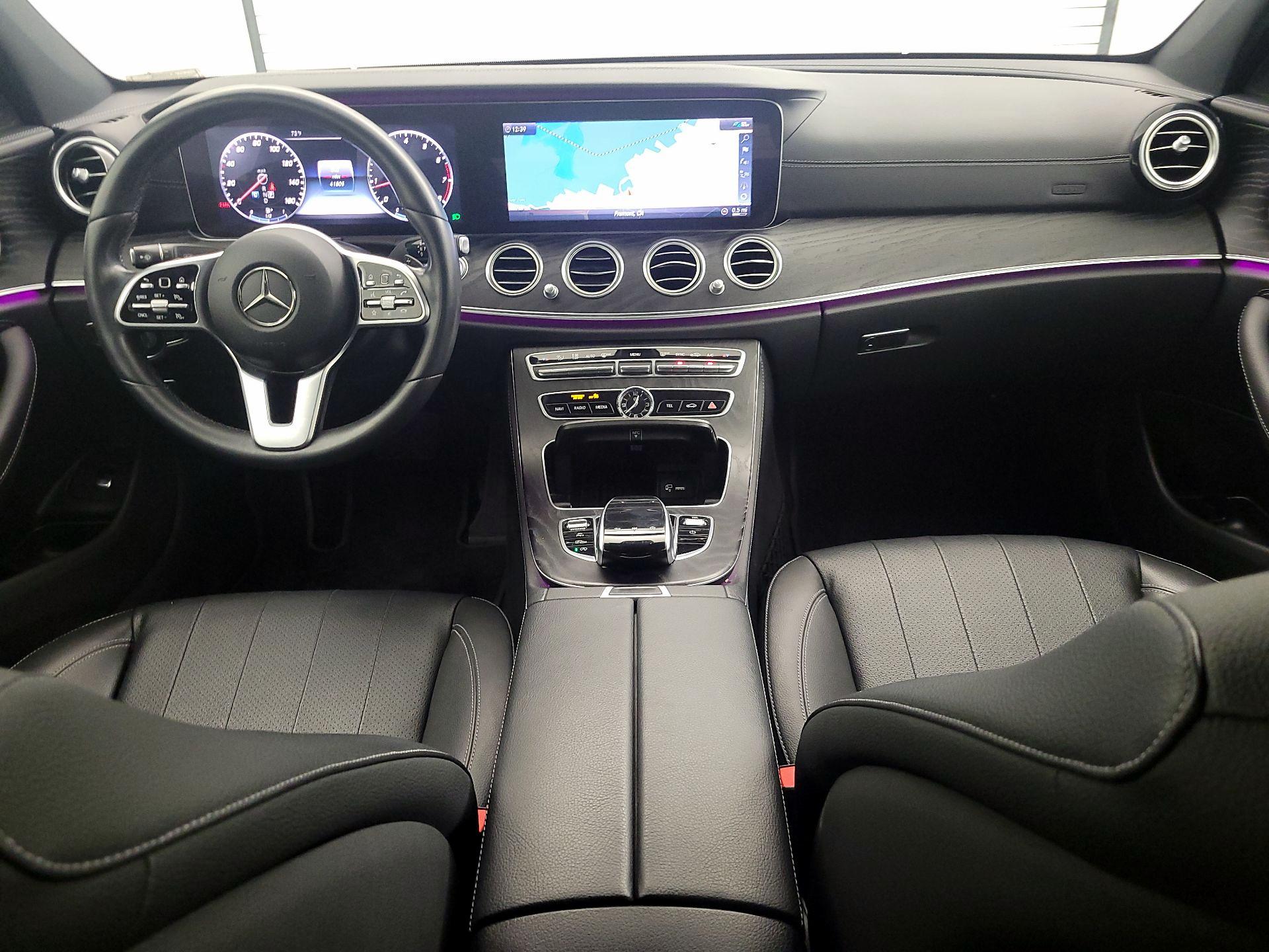 Thumbnail: 2020 Mercedes-Benz E-Class - 9