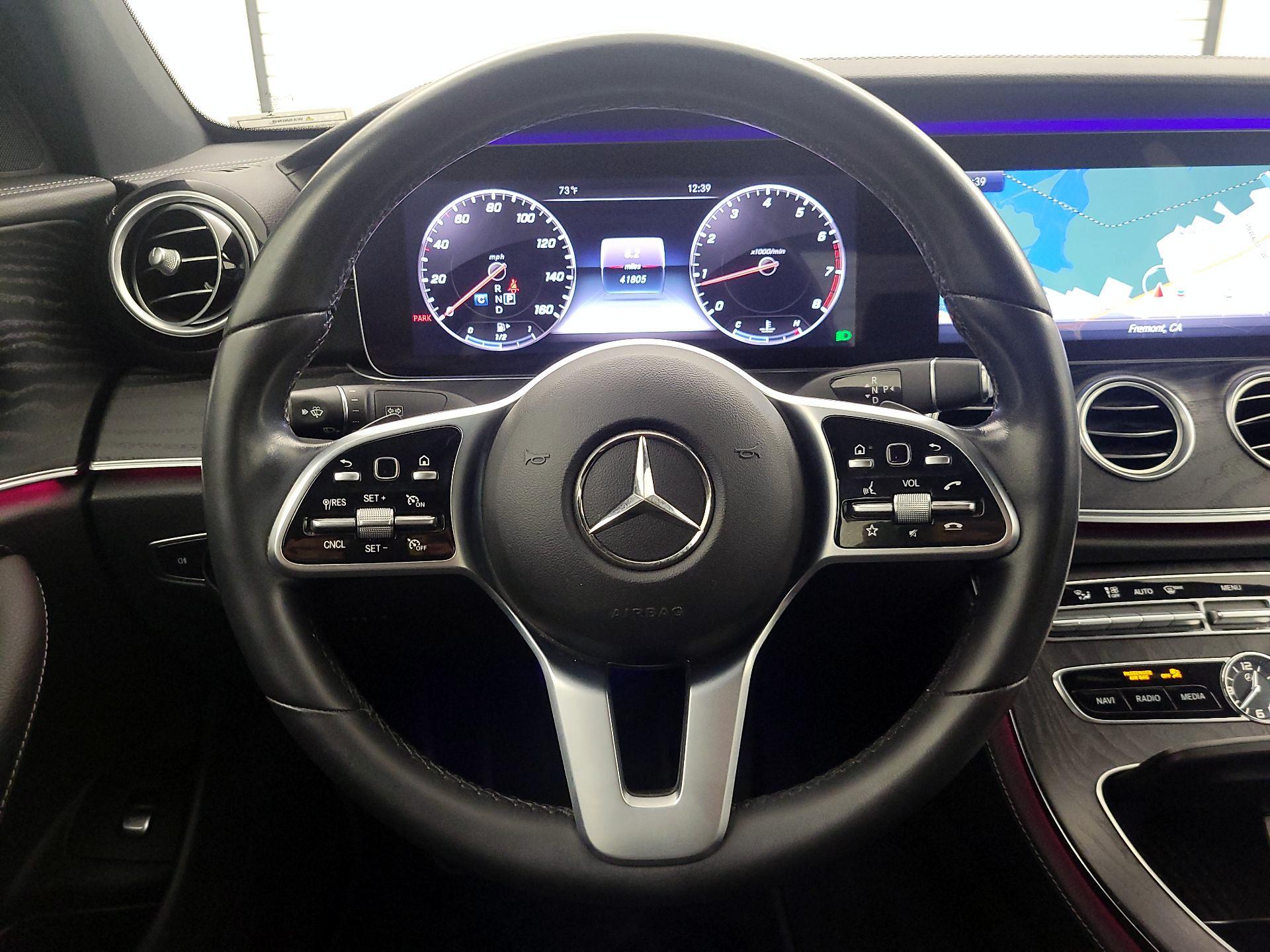 Thumbnail: 2020 Mercedes-Benz E-Class - 10
