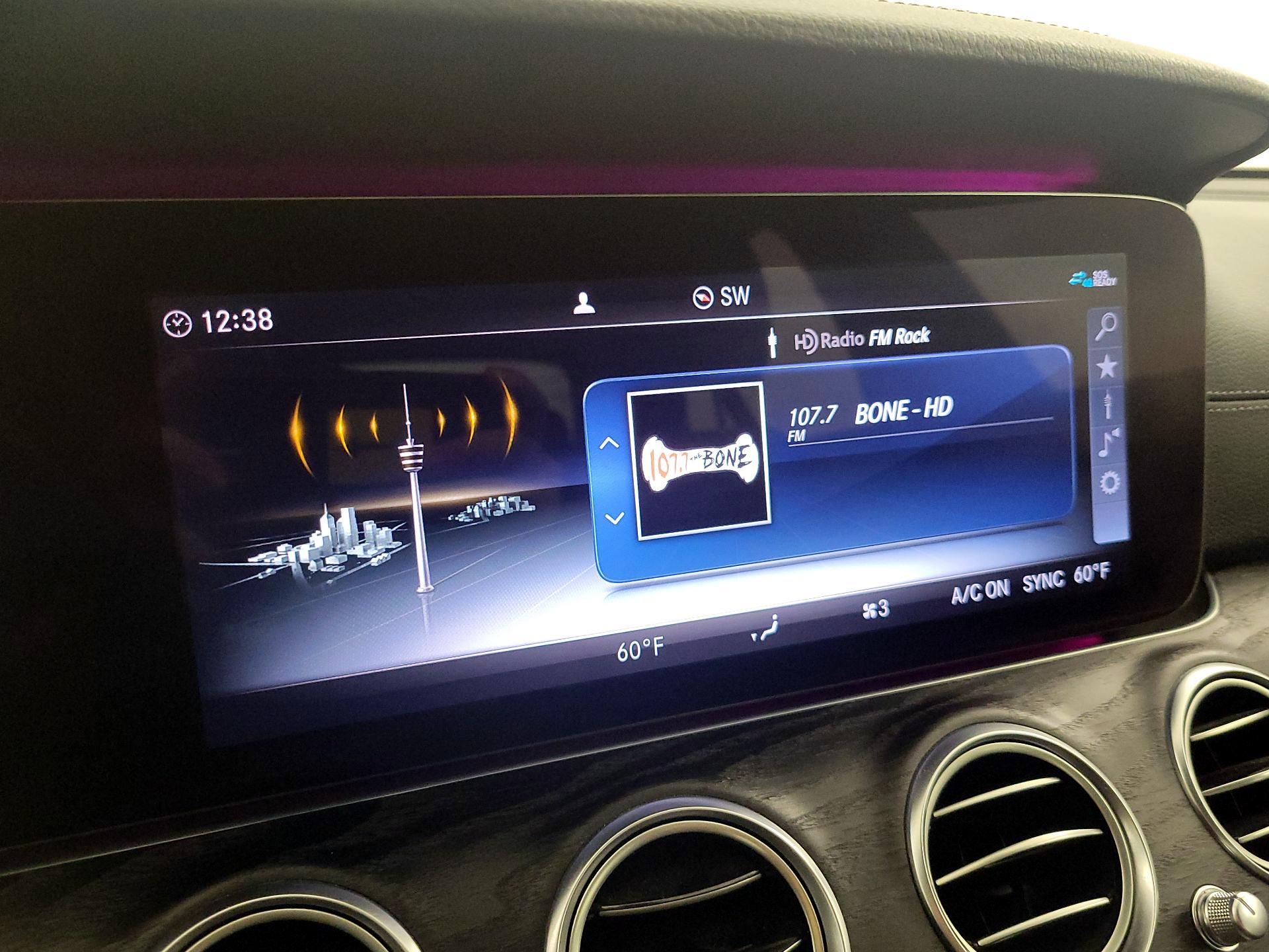 Thumbnail: 2020 Mercedes-Benz E-Class - 16