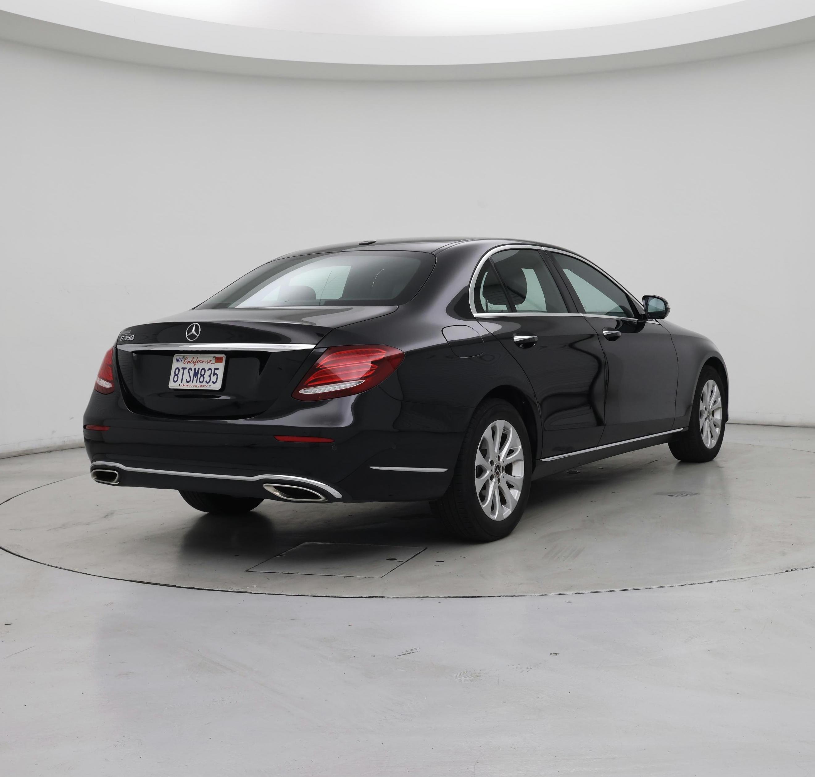 Thumbnail: 2020 Mercedes-Benz E-Class - 8