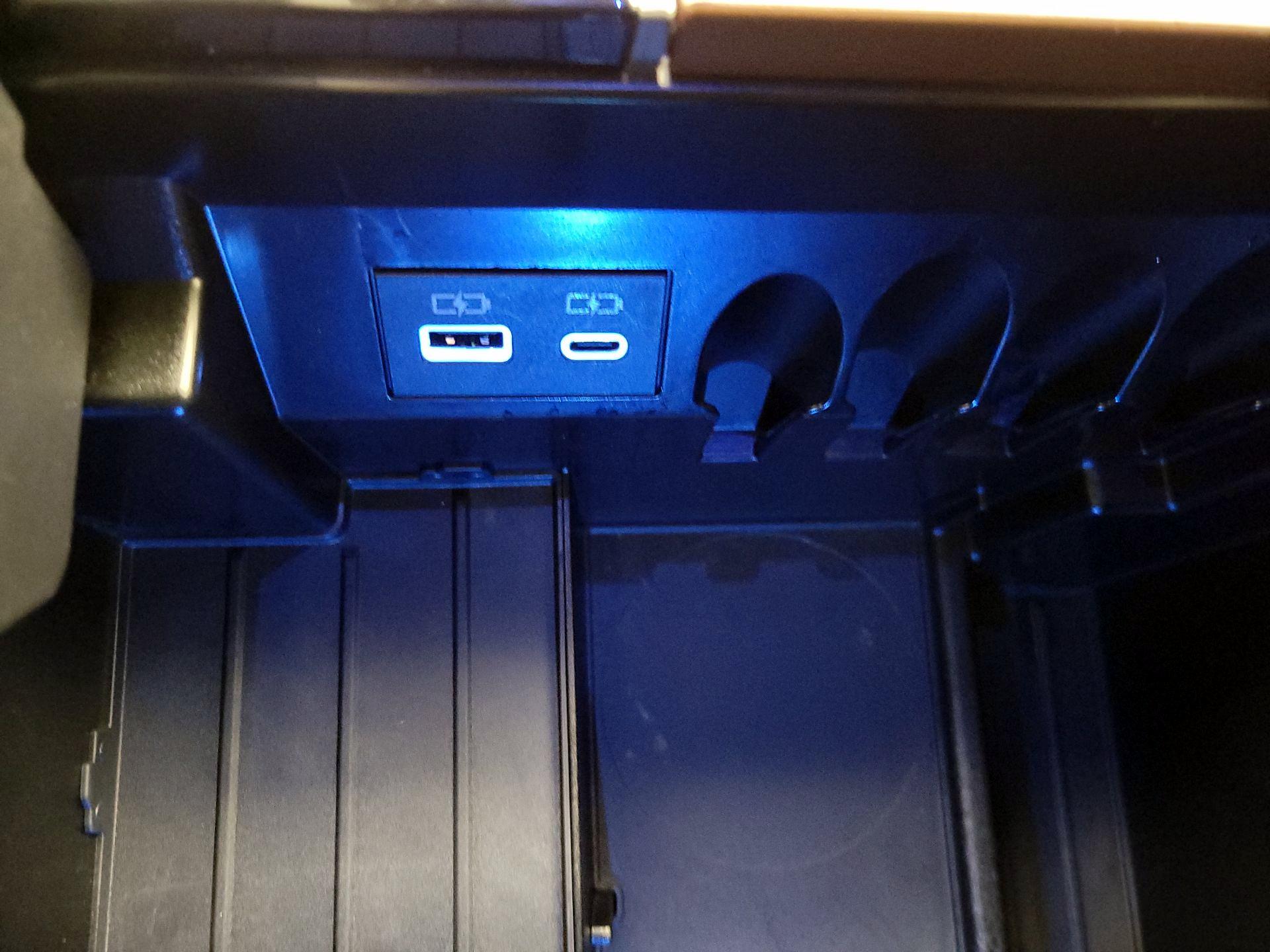 Thumbnail: 2024 Toyota Tundra - 18