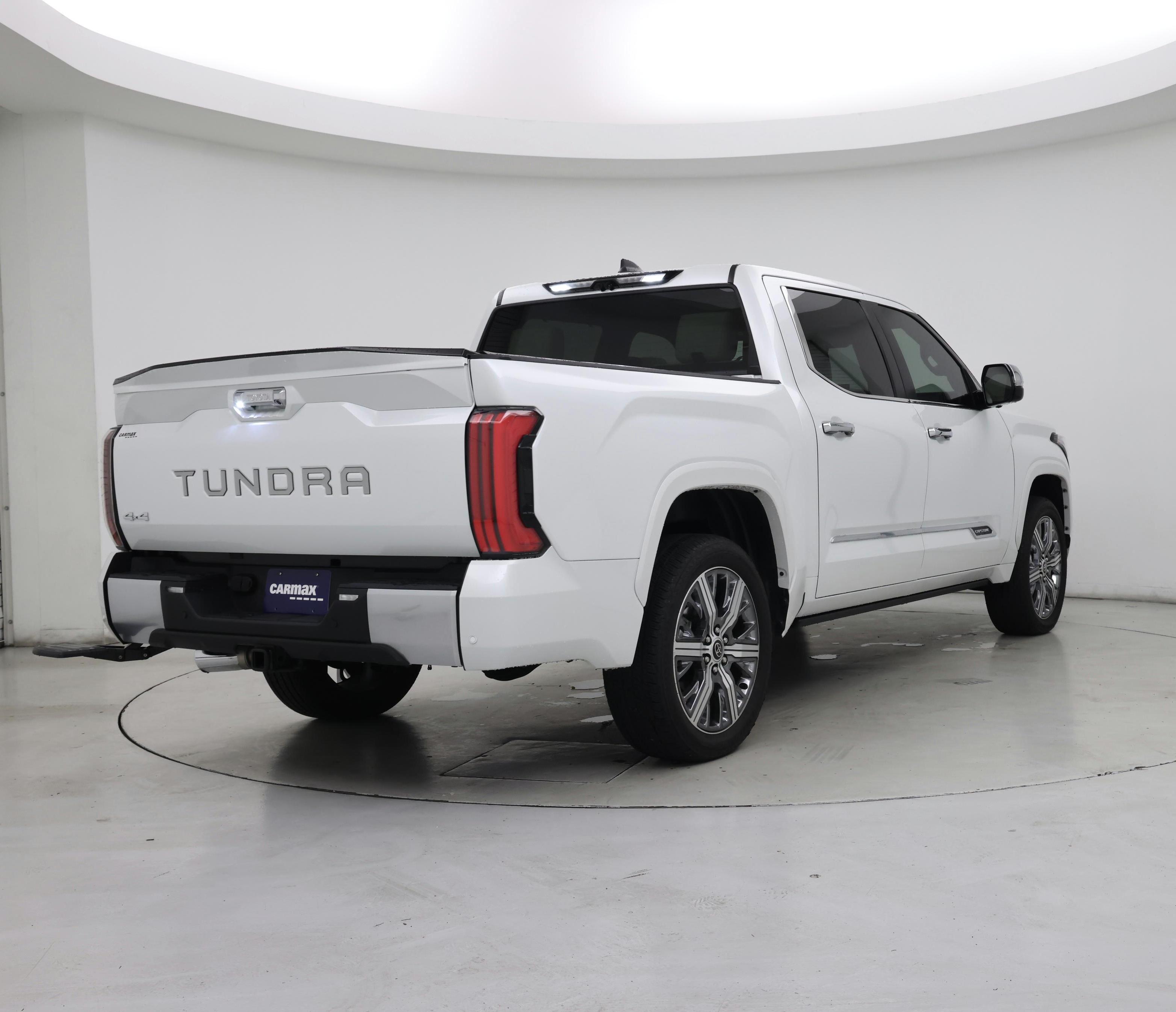 Thumbnail: 2024 Toyota Tundra - 8