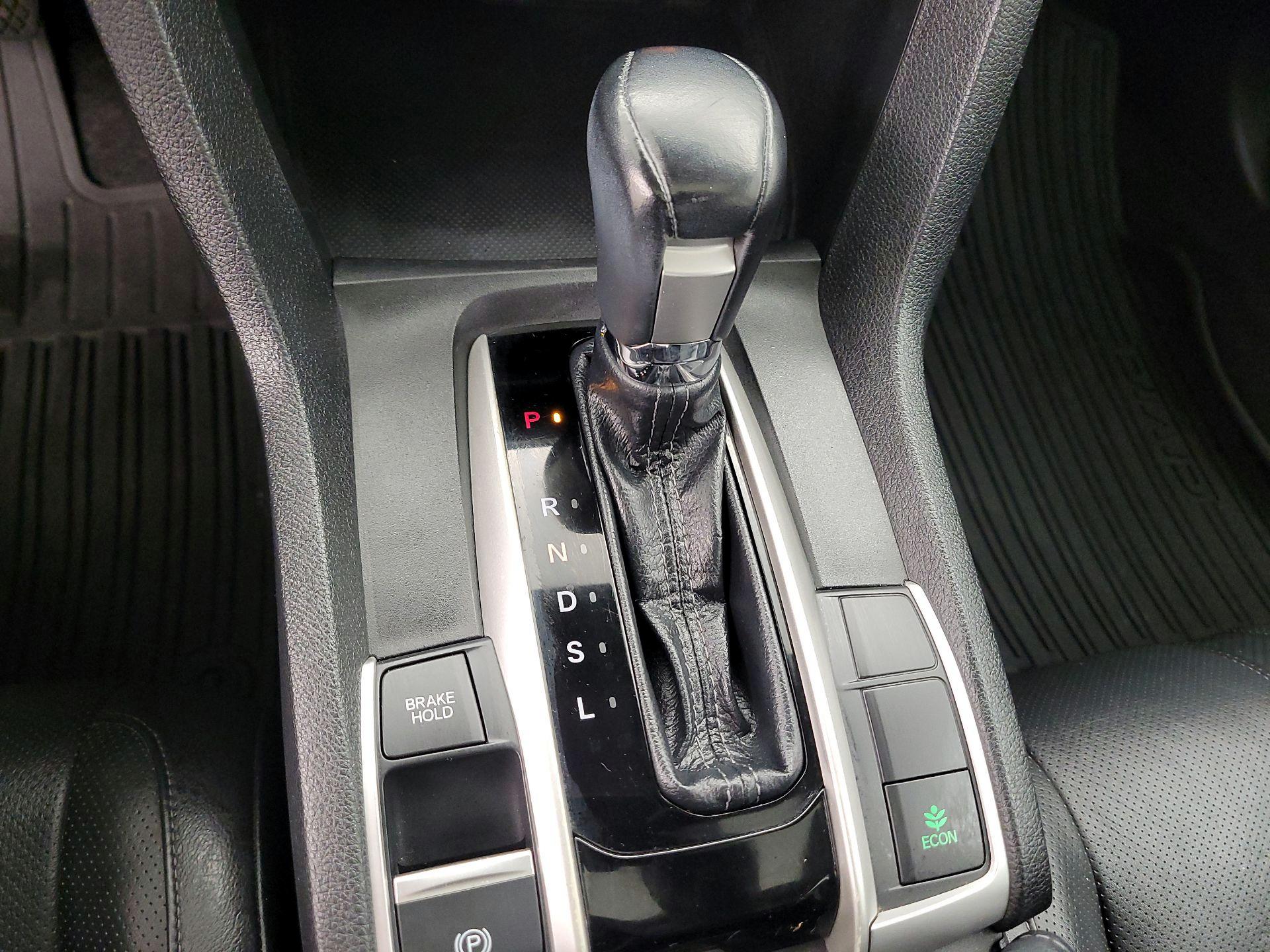 Thumbnail: 2017 Honda Civic - 17