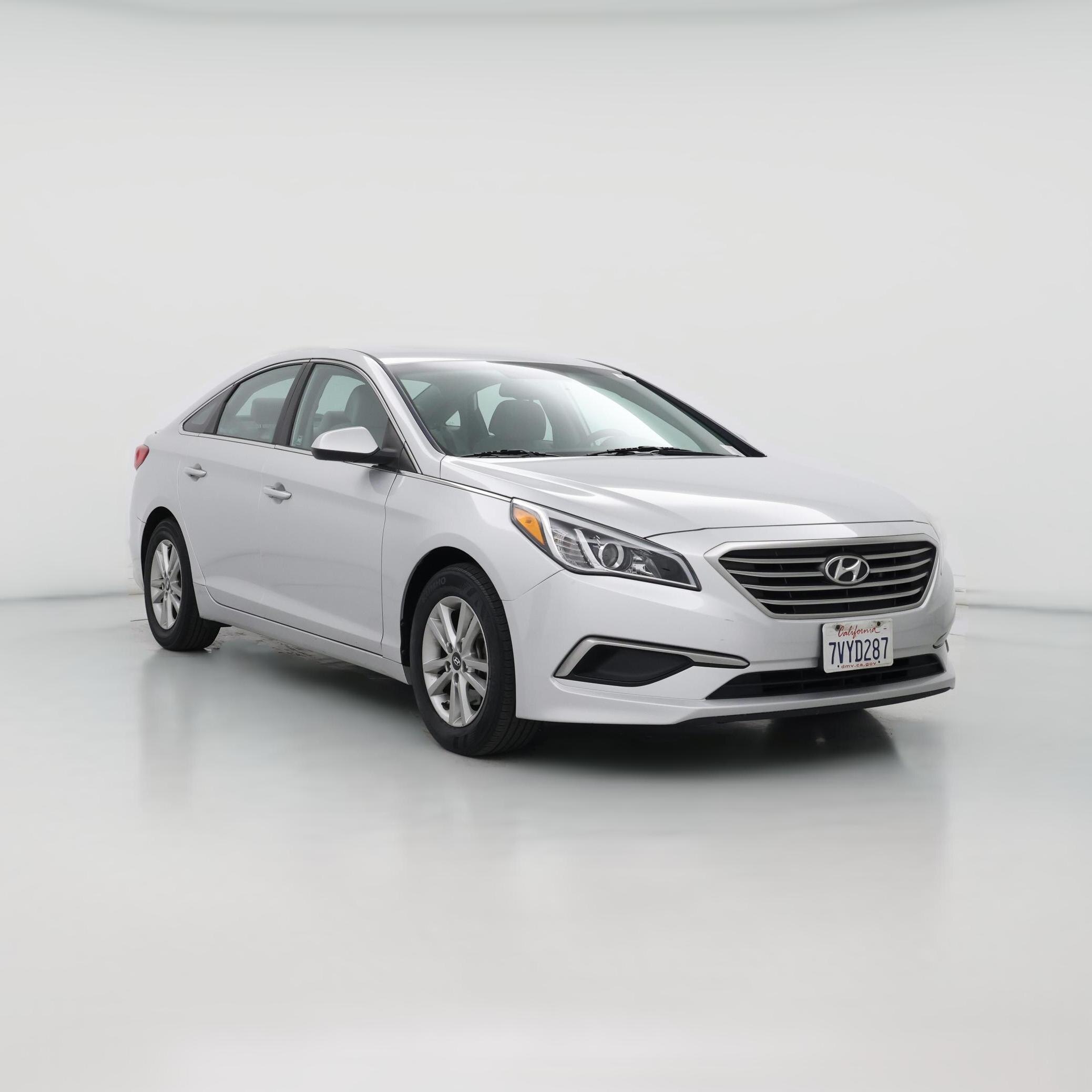 Thumbnail: 2017 Hyundai Sonata - 1