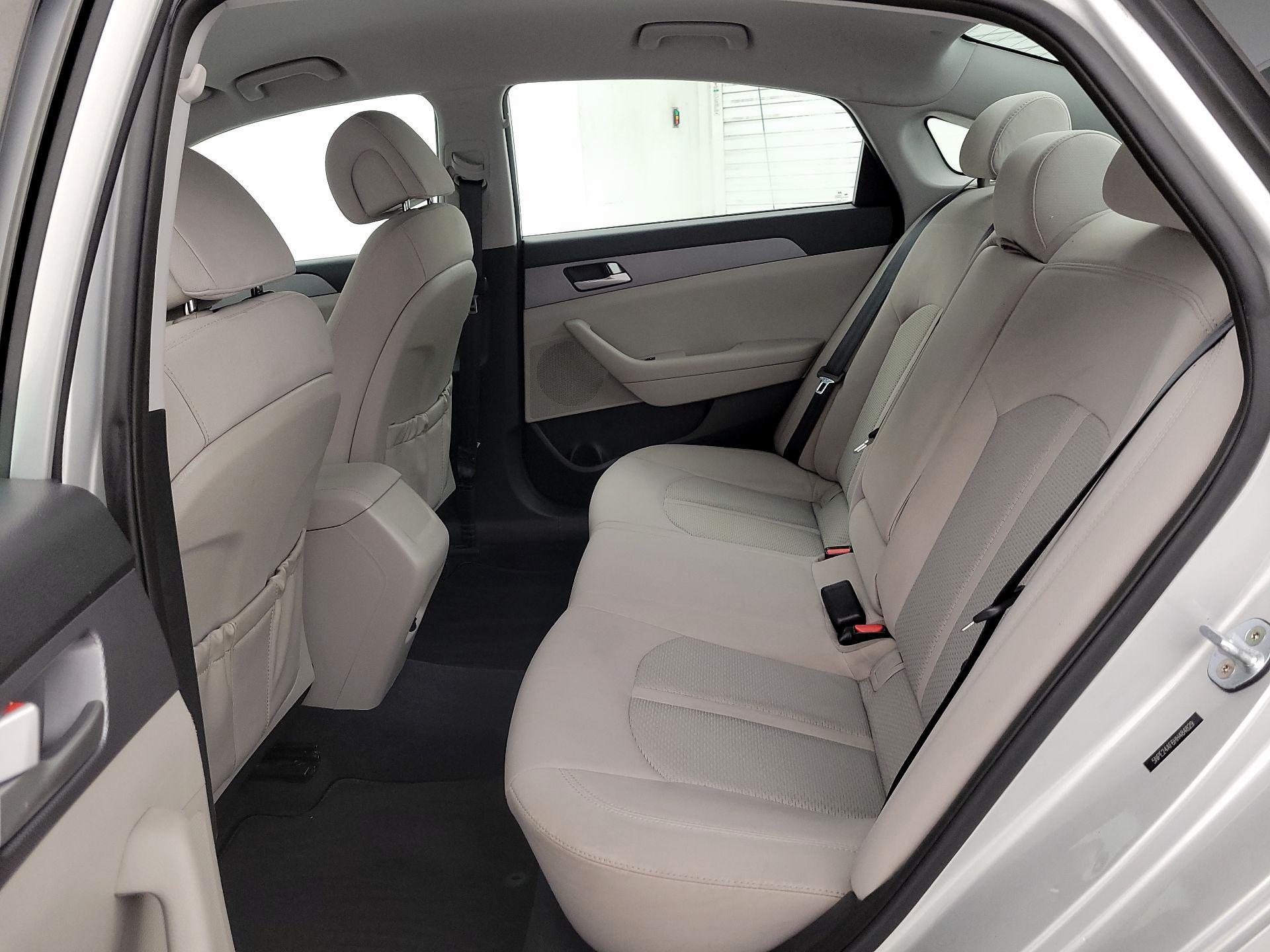 Thumbnail: 2017 Hyundai Sonata - 19