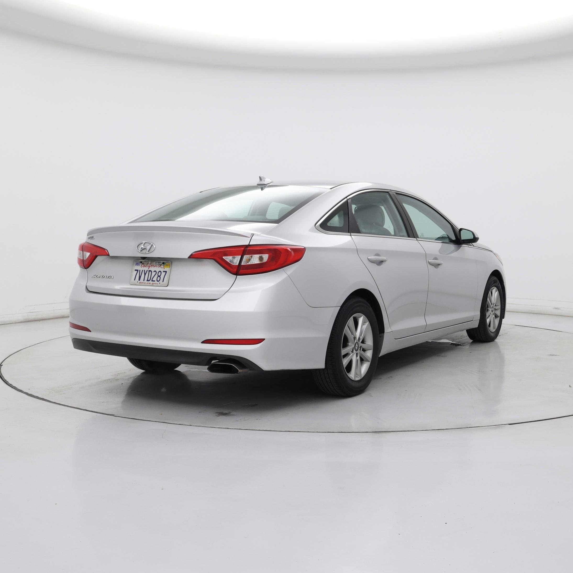 Thumbnail: 2017 Hyundai Sonata - 8