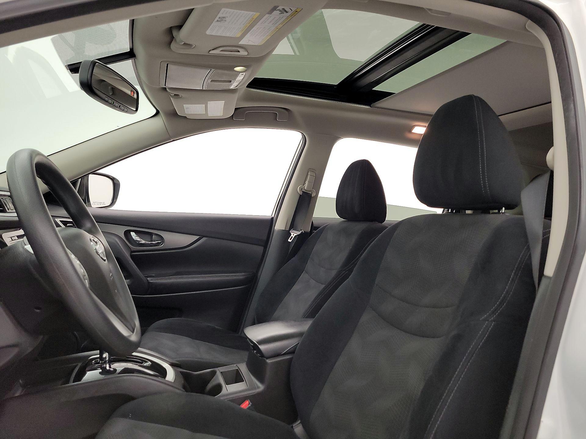 Thumbnail: 2015 Nissan Rogue - 19