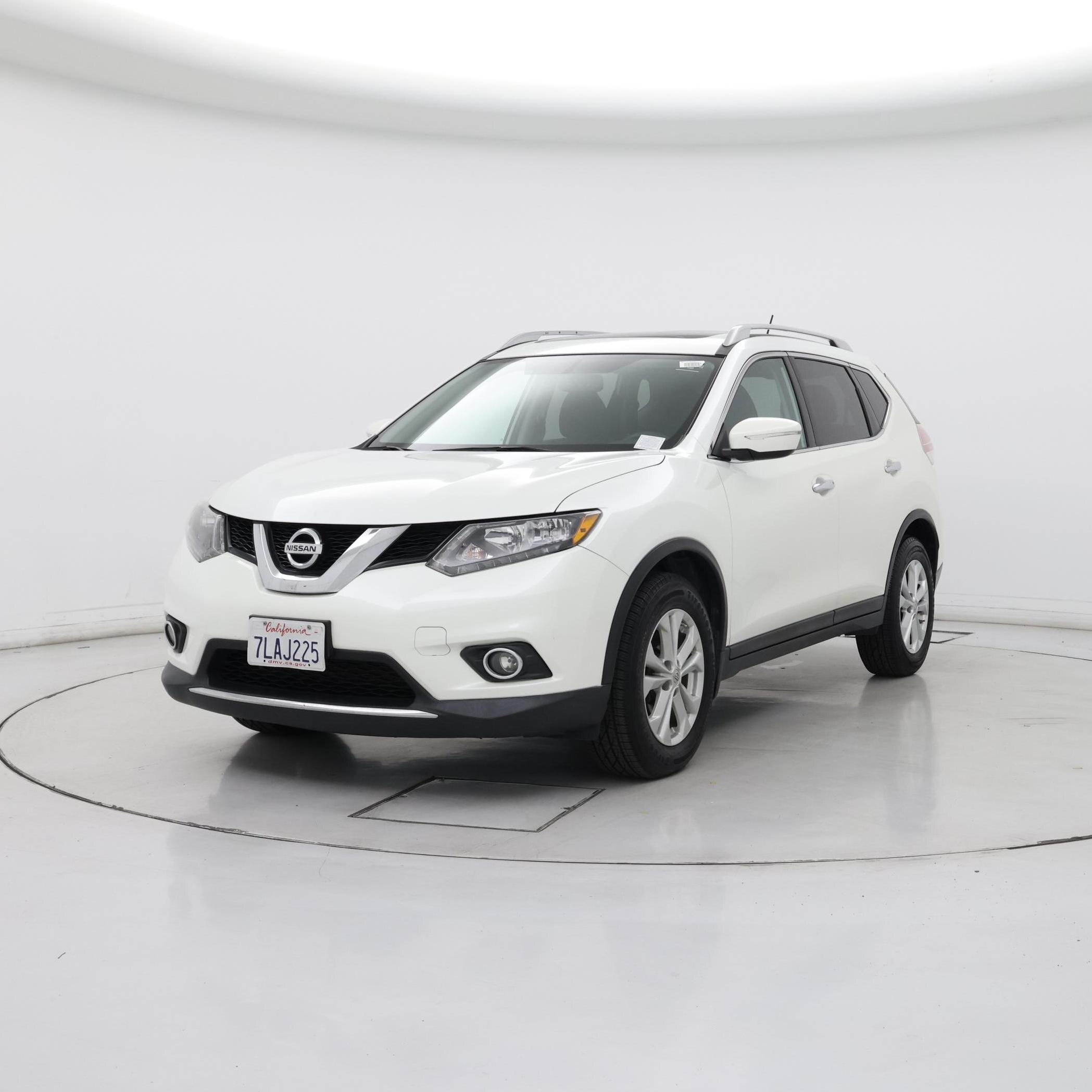 Thumbnail: 2015 Nissan Rogue - 4