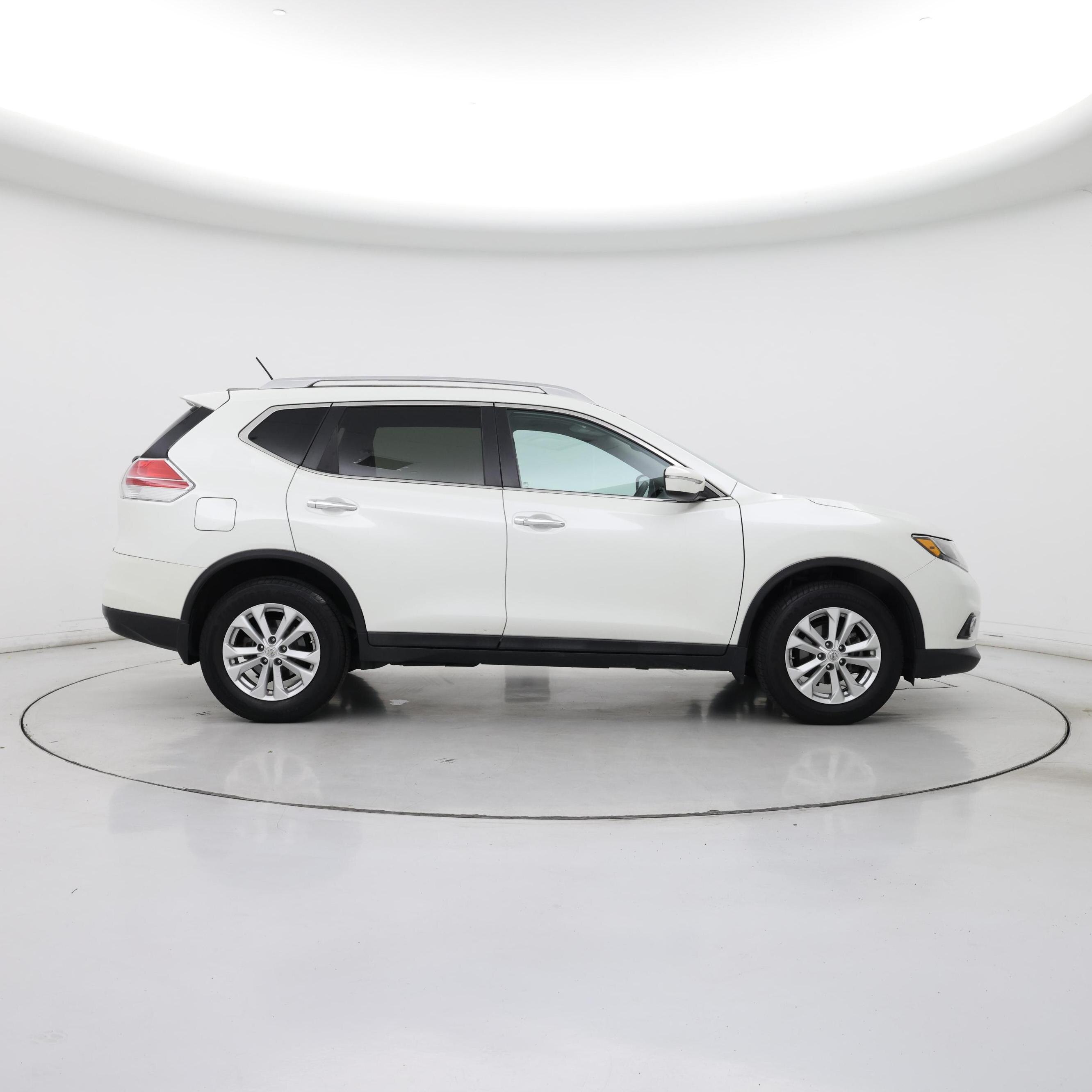 Thumbnail: 2015 Nissan Rogue - 7