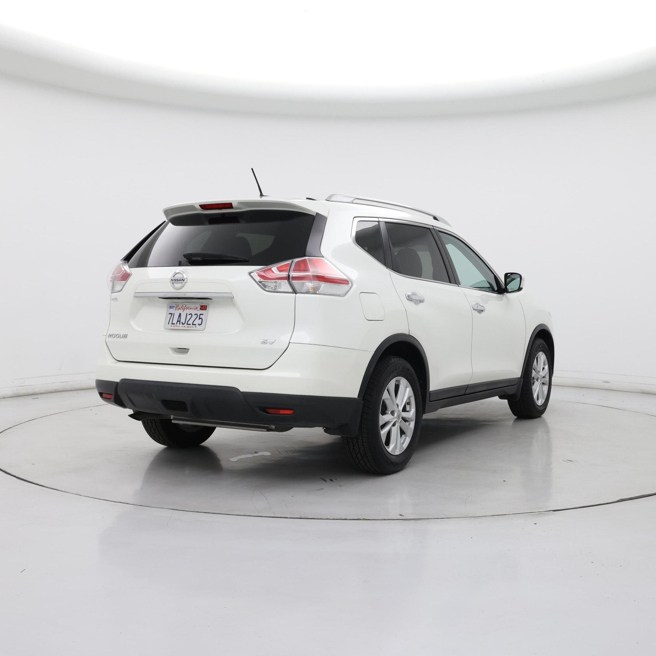 Thumbnail: 2015 Nissan Rogue - 8