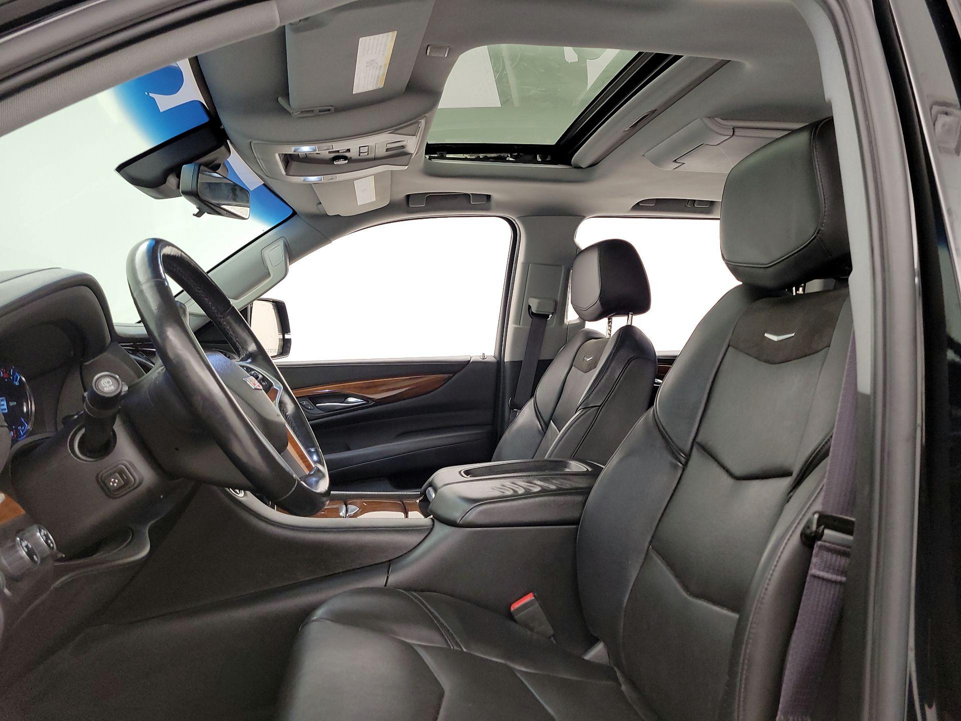 Thumbnail: 2017 Cadillac Escalade - 20