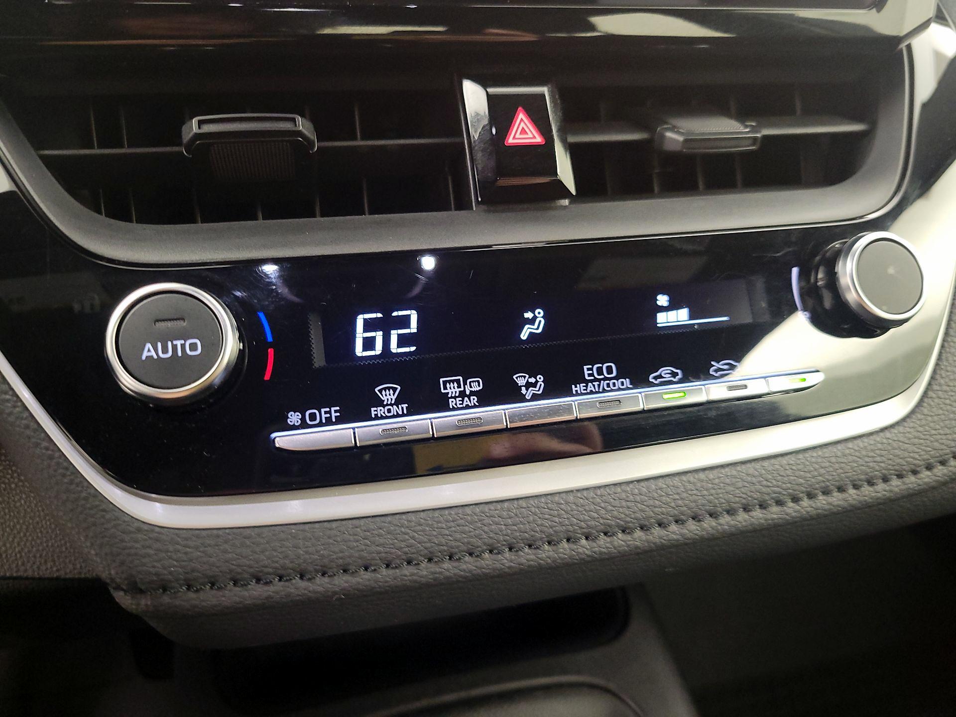 Thumbnail: 2025 Toyota Corolla - 16