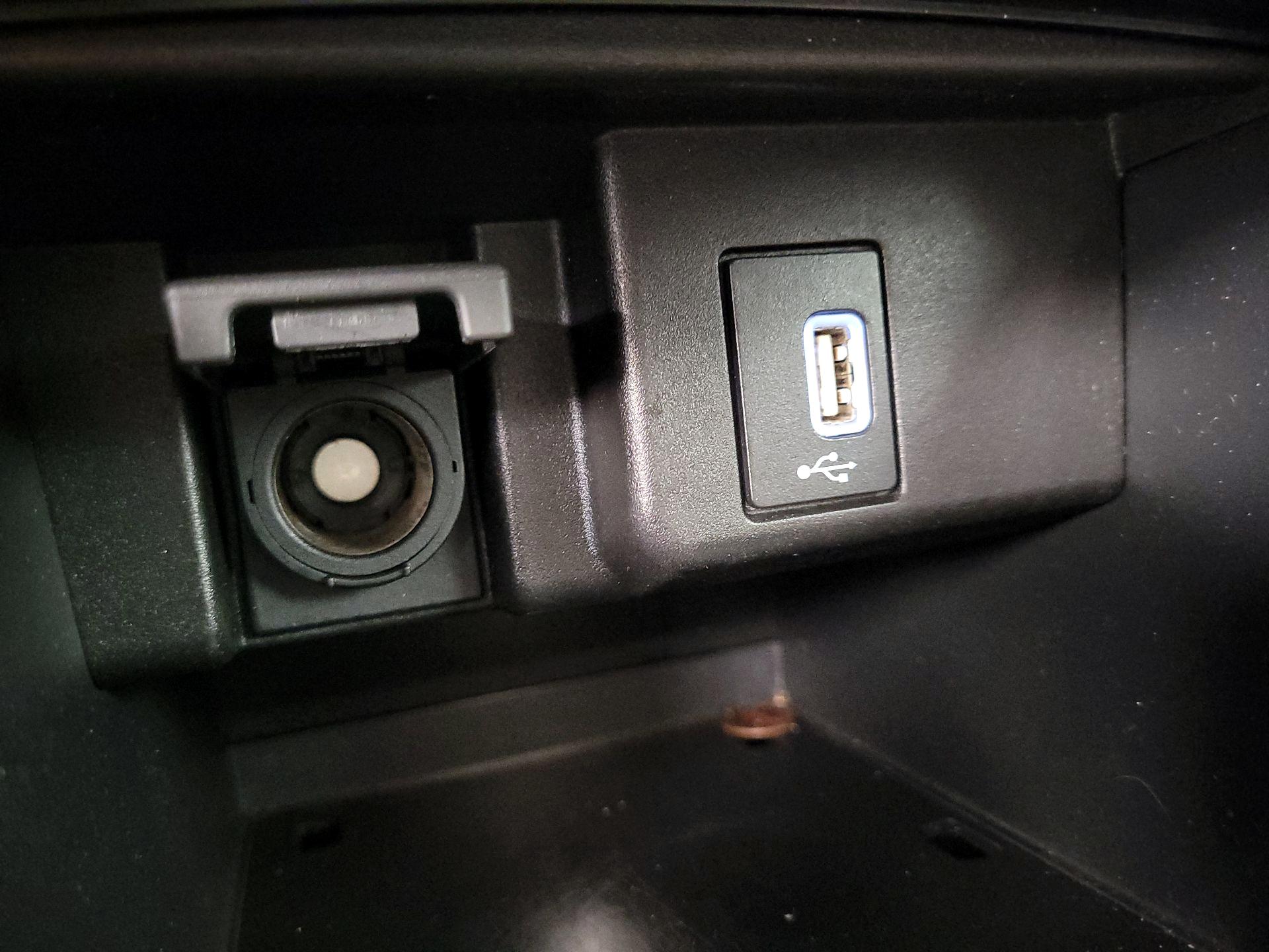 Thumbnail: 2018 Honda Accord - 18