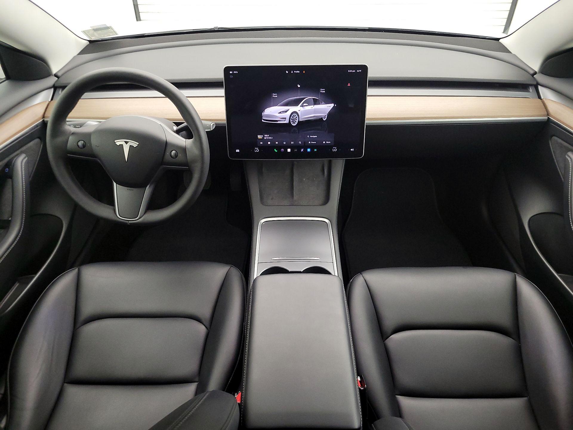 Thumbnail: 2023 Tesla Model 3 - 9