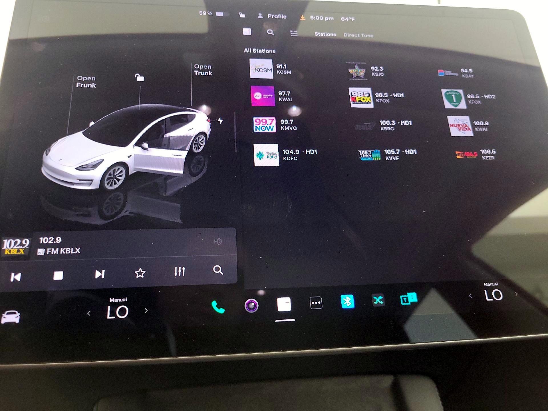 Thumbnail: 2023 Tesla Model 3 - 16