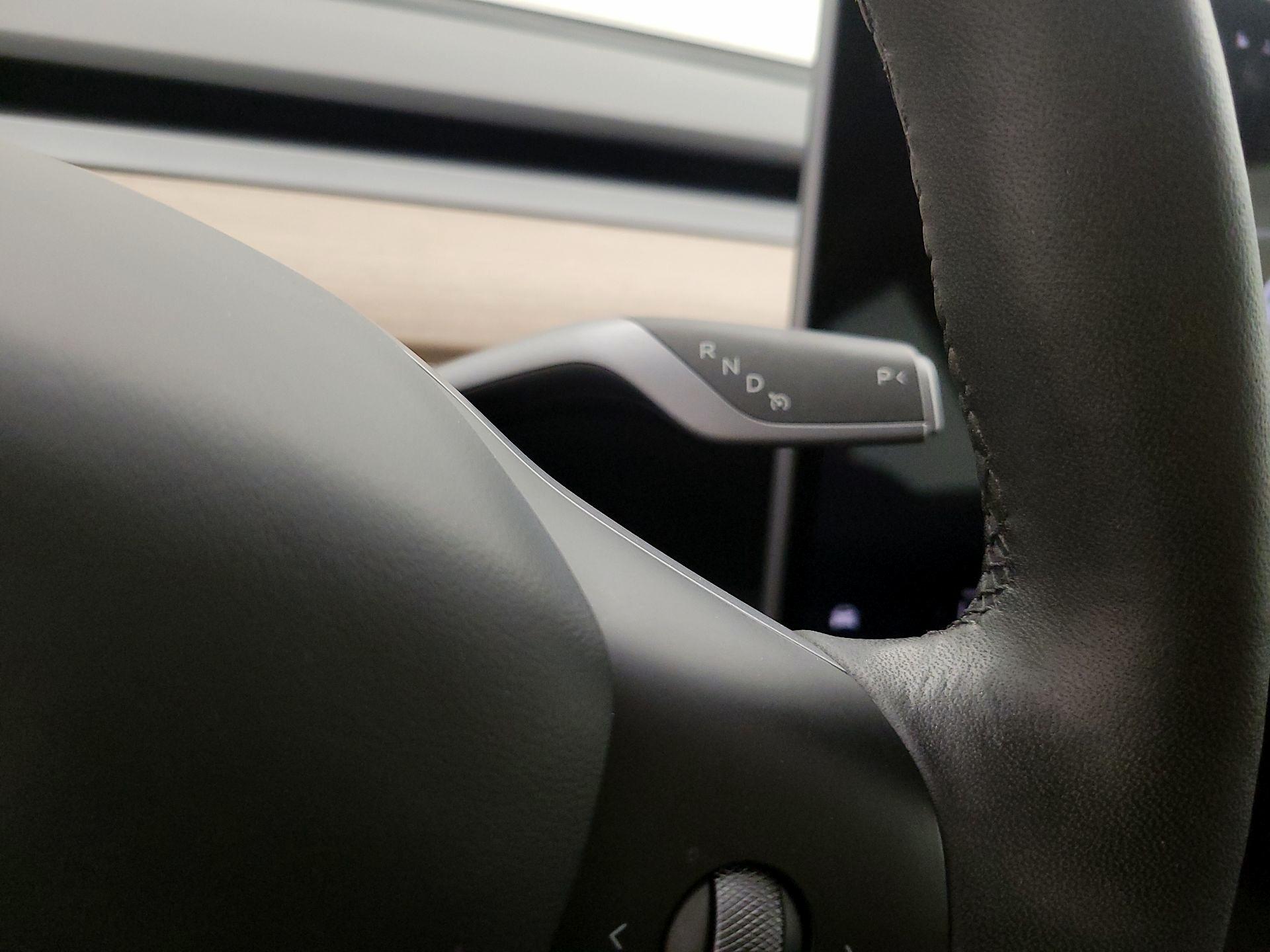 Thumbnail: 2023 Tesla Model 3 - 18