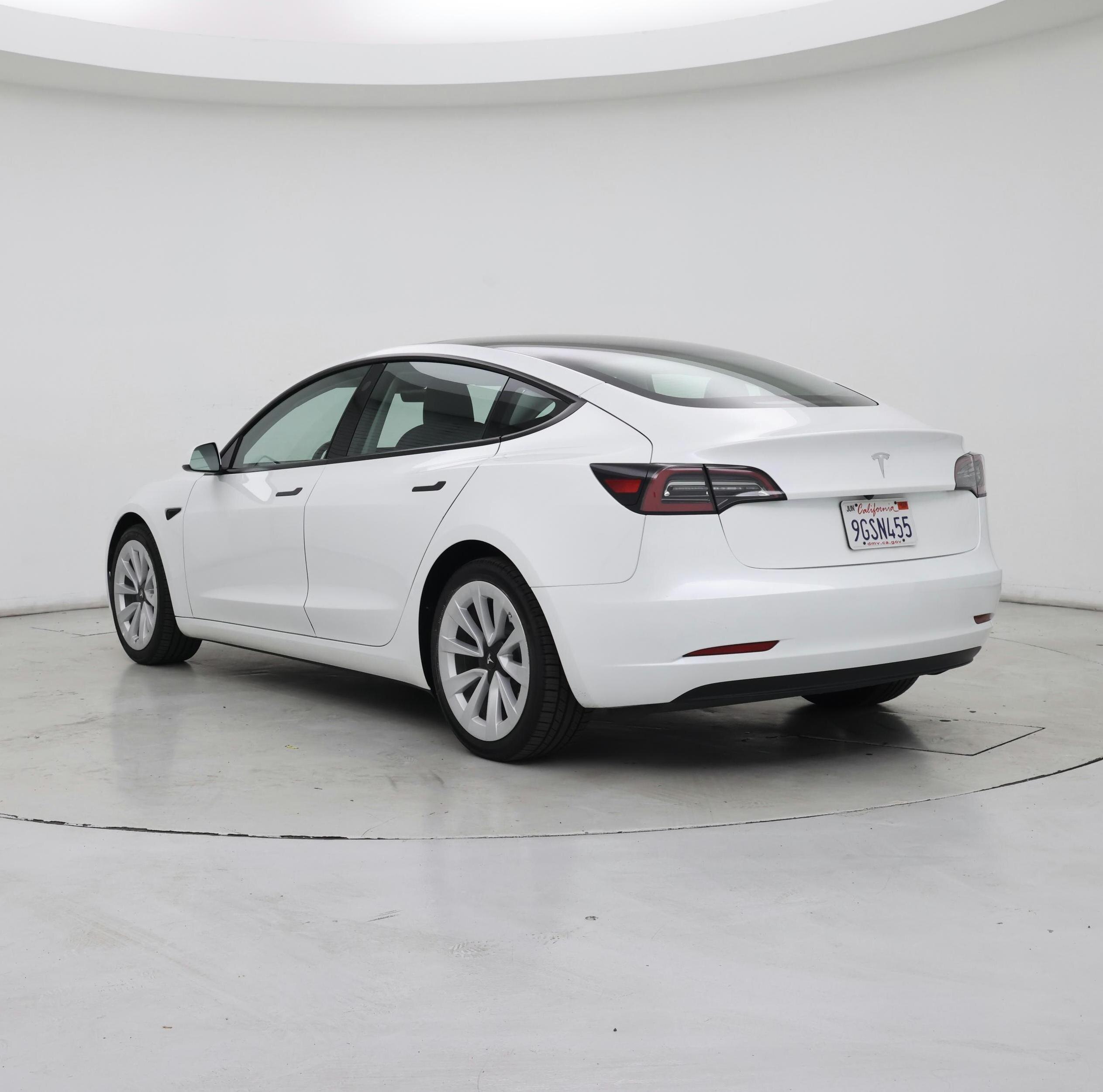 Thumbnail: 2023 Tesla Model 3 - 2