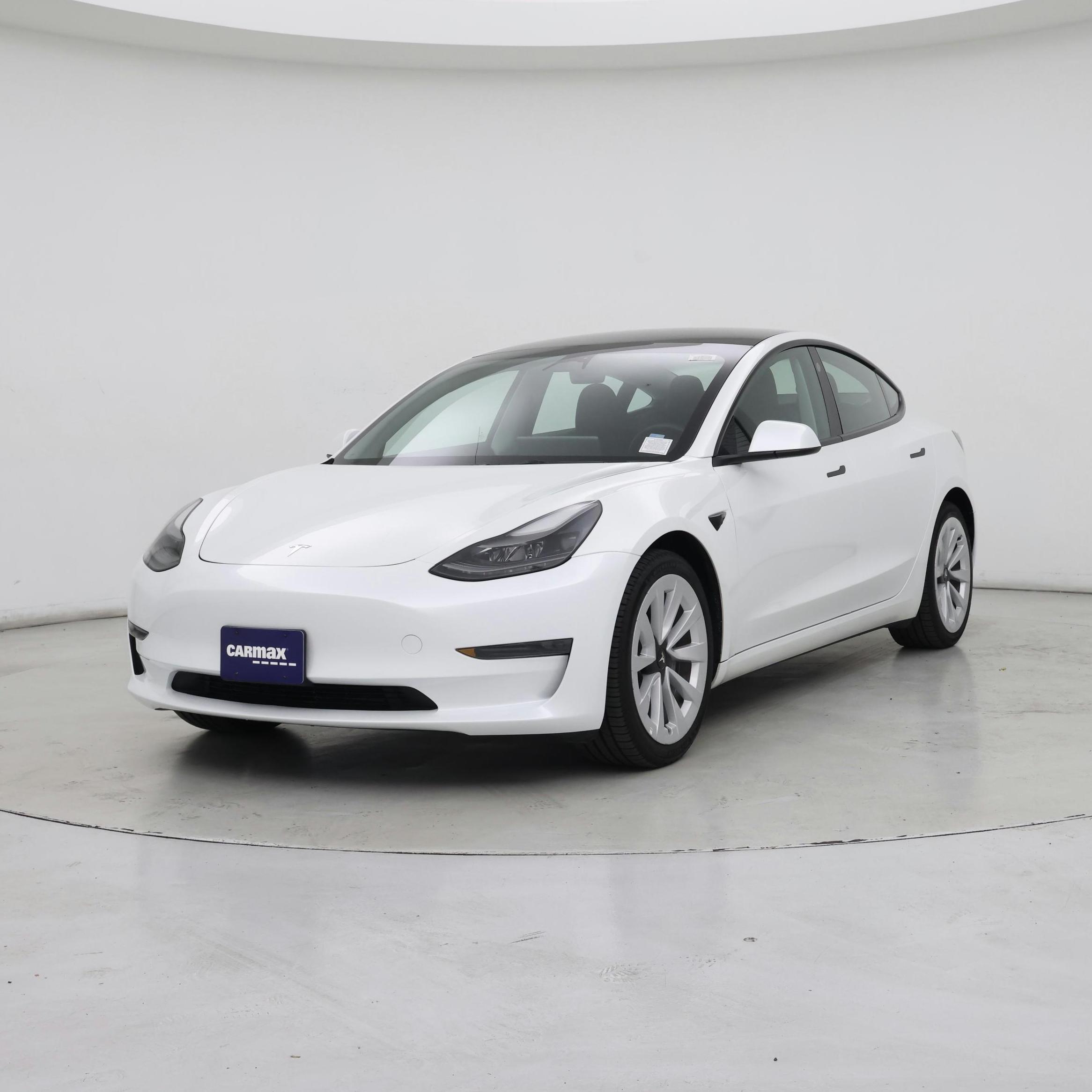 Thumbnail: 2023 Tesla Model 3 - 4