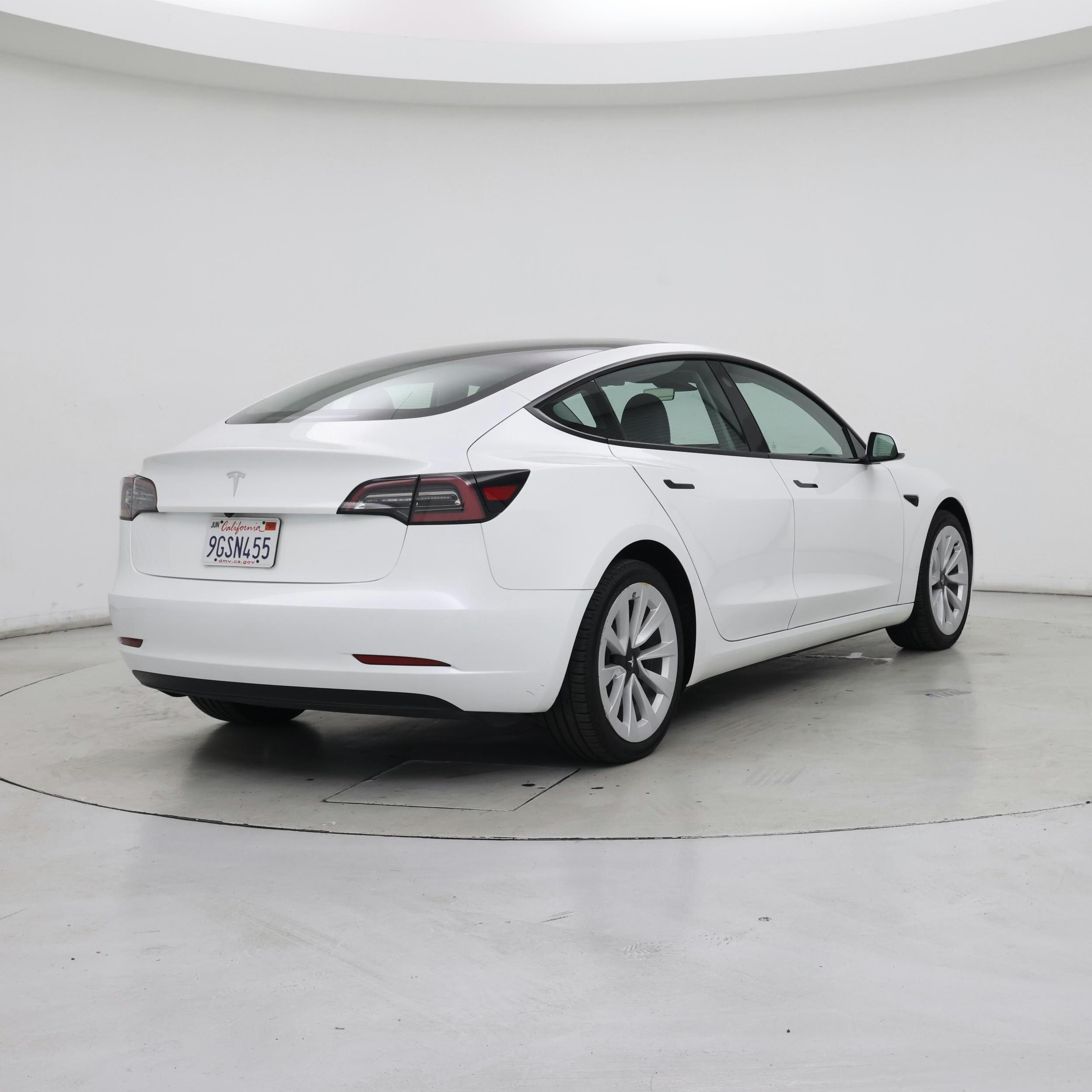 Thumbnail: 2023 Tesla Model 3 - 8