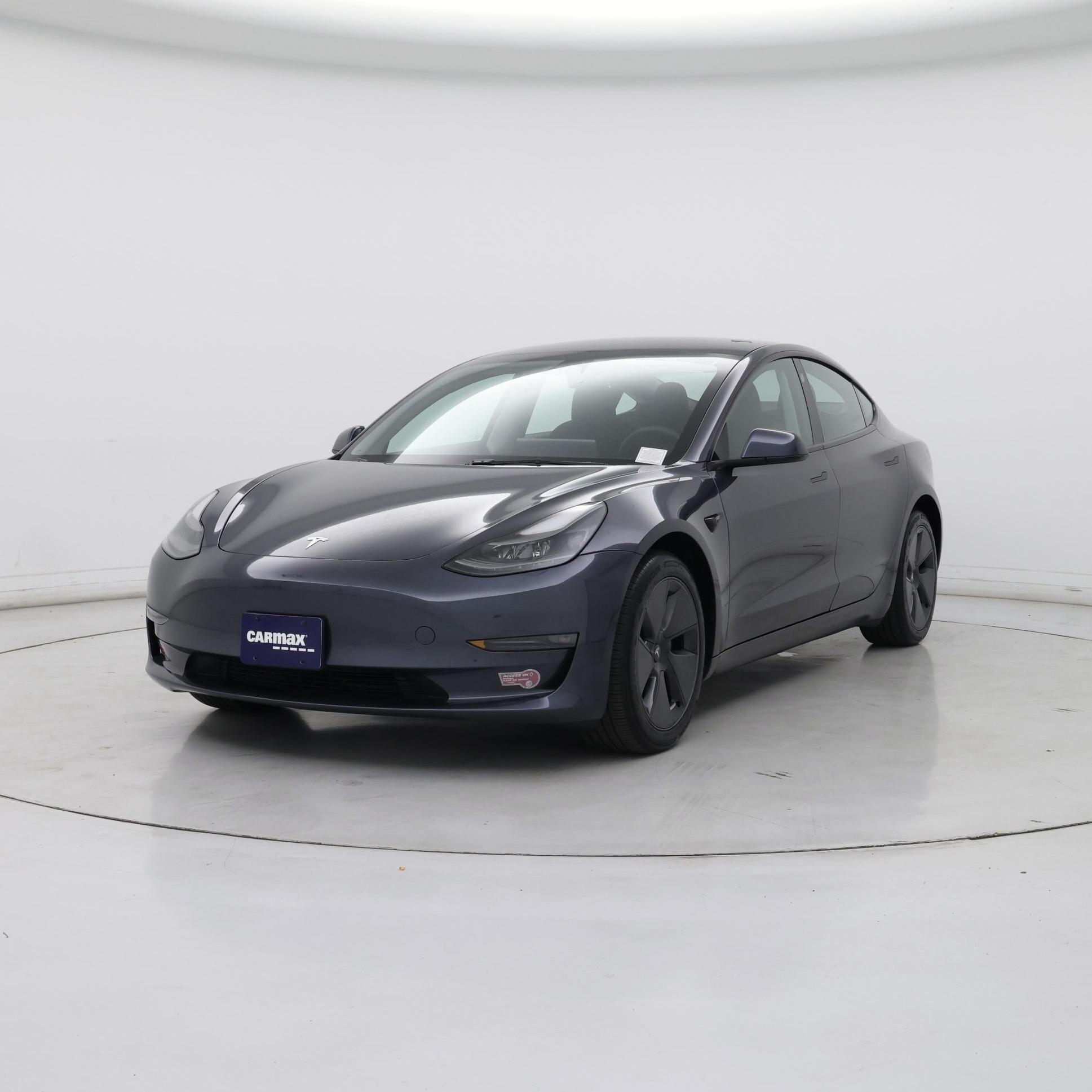 Thumbnail: 2023 Tesla Model 3 - 4