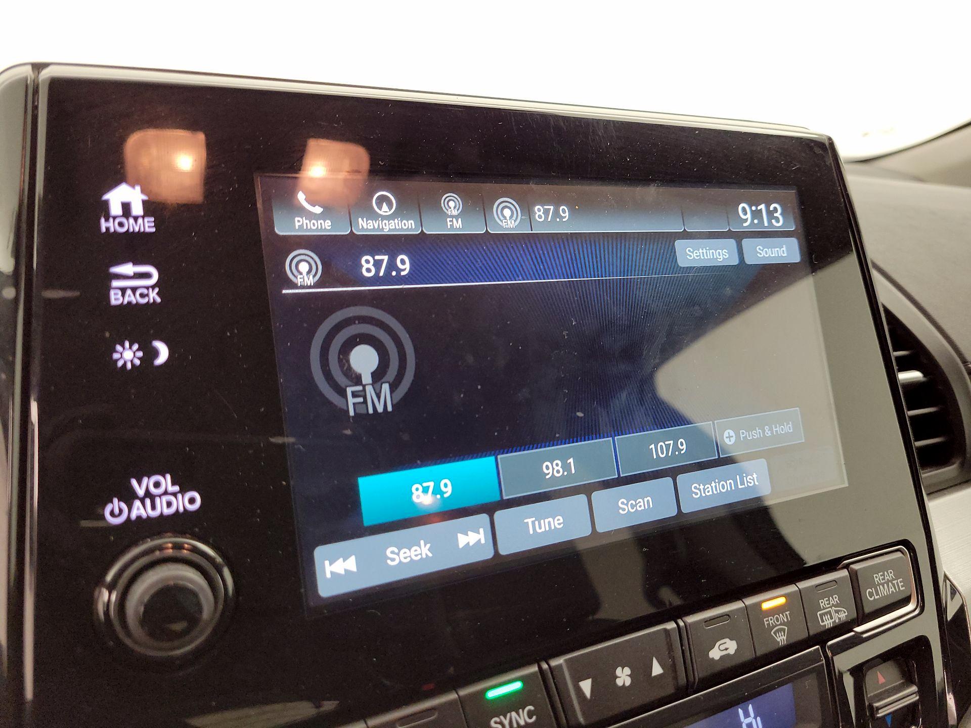 Thumbnail: 2018 Honda Odyssey - 16