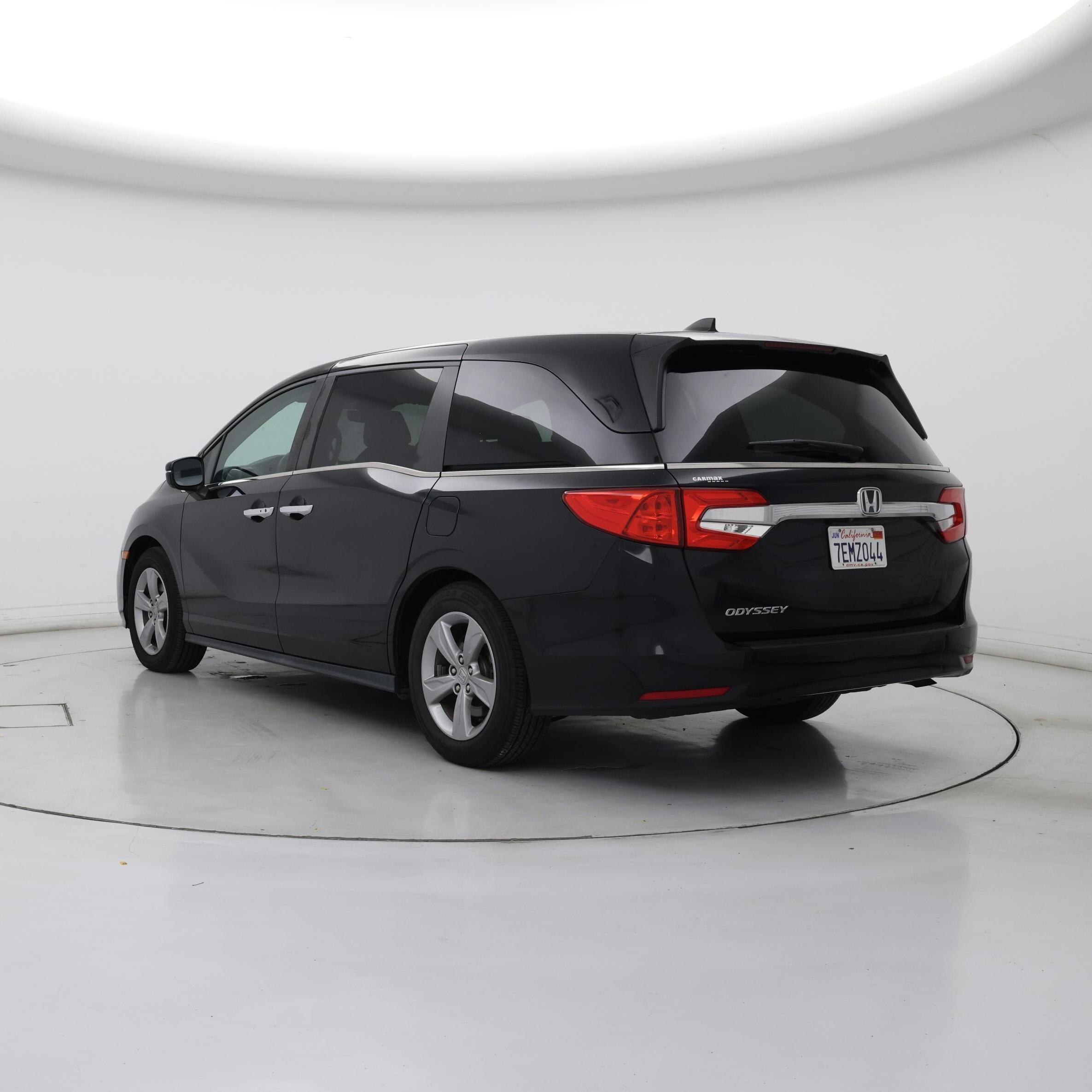 Thumbnail: 2018 Honda Odyssey - 2