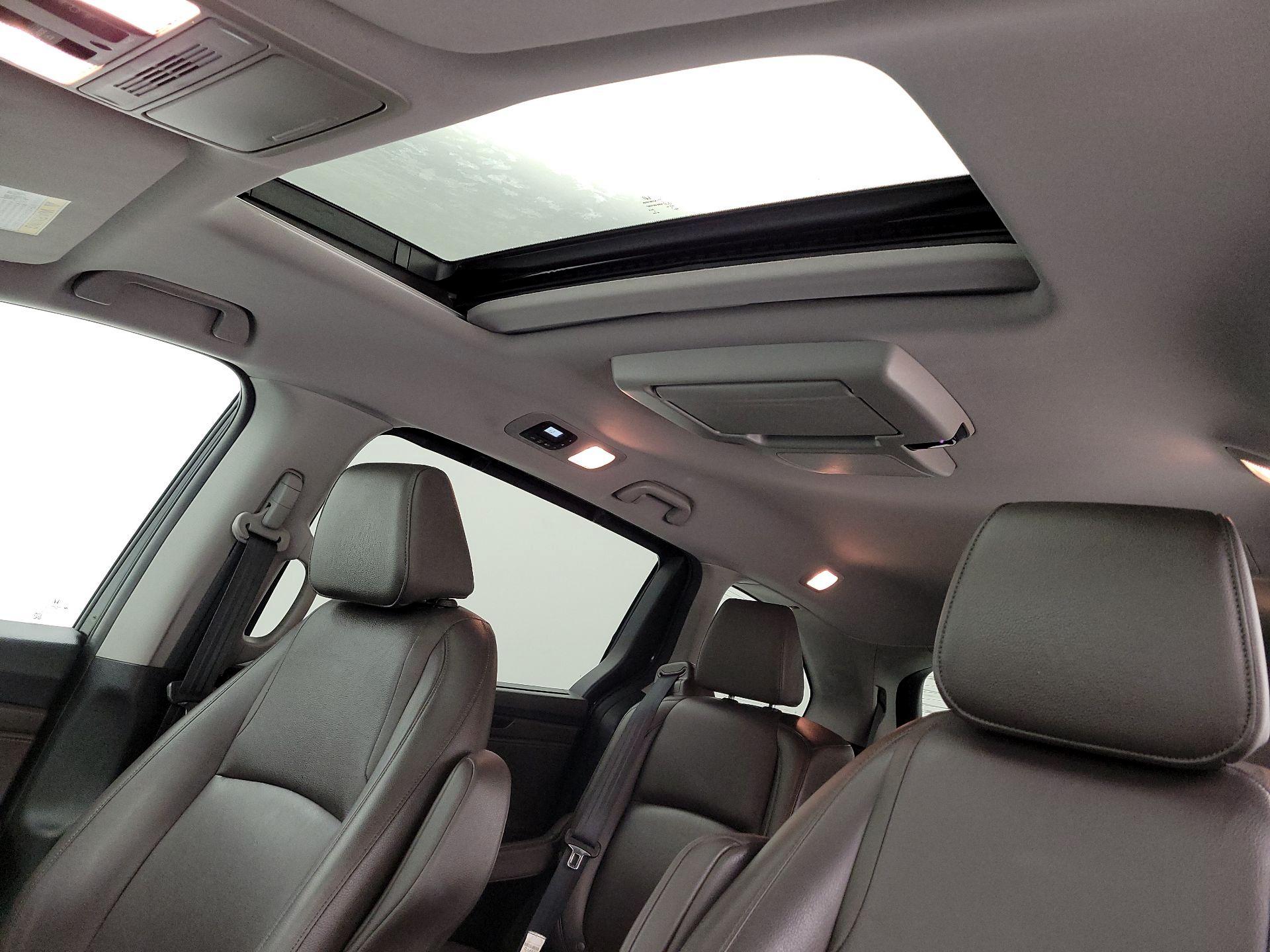 Thumbnail: 2018 Honda Odyssey - 20