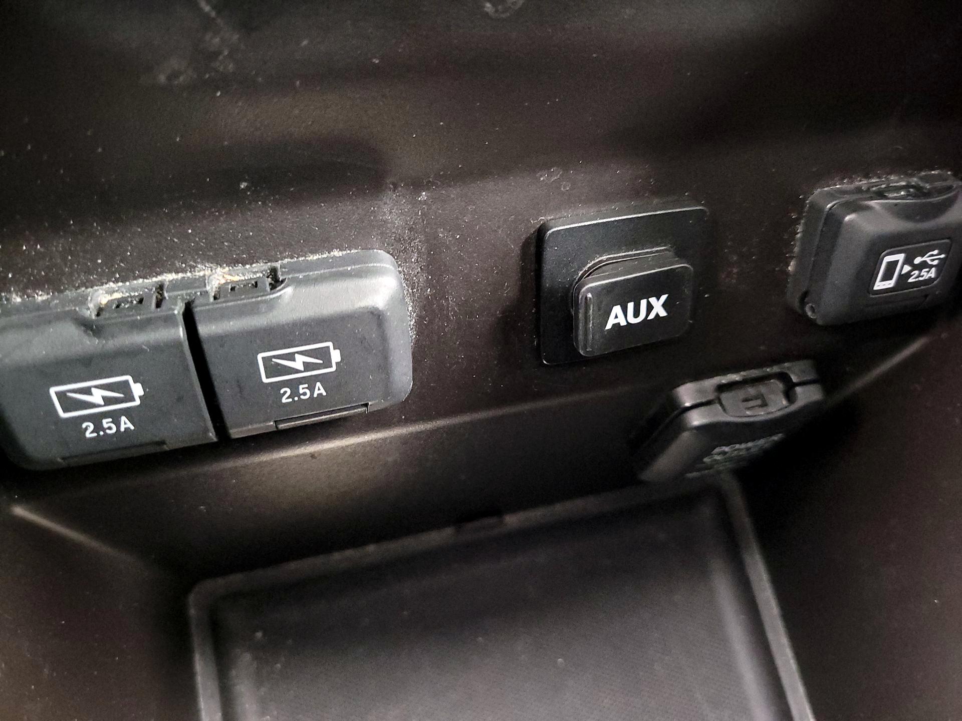 Thumbnail: 2018 Acura MDX - 18