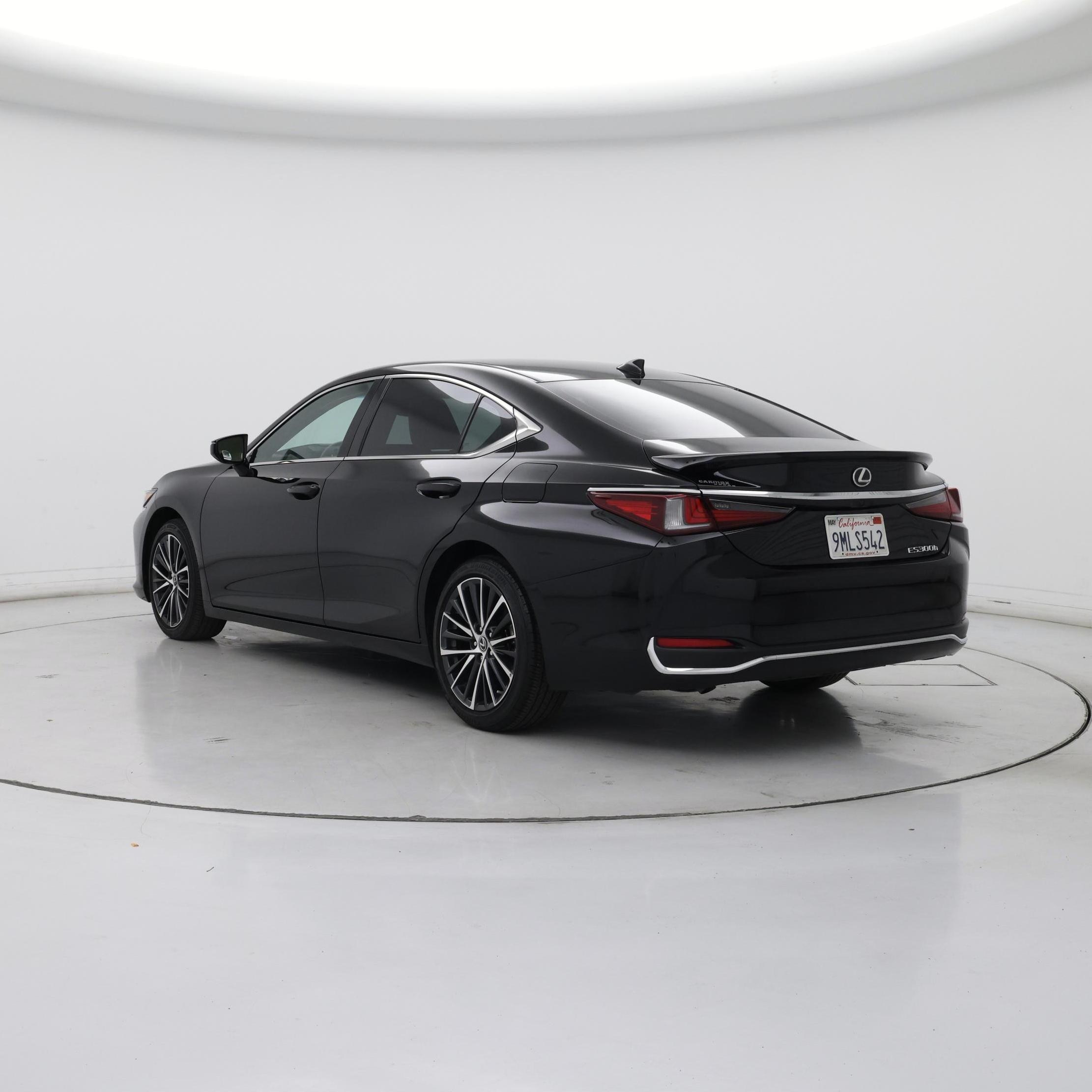 Thumbnail: 2024 Lexus ES - 2