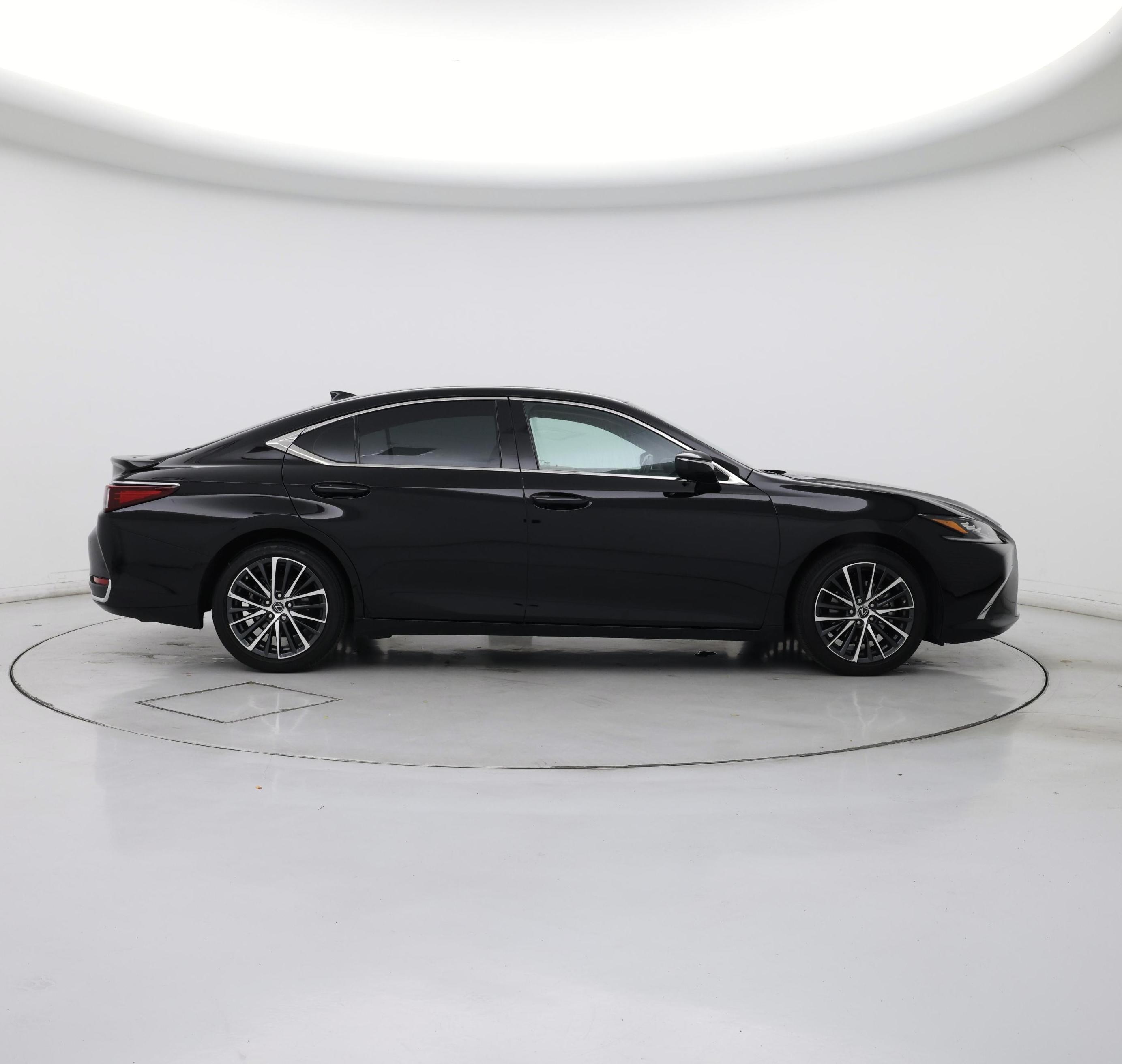 Thumbnail: 2024 Lexus ES - 7