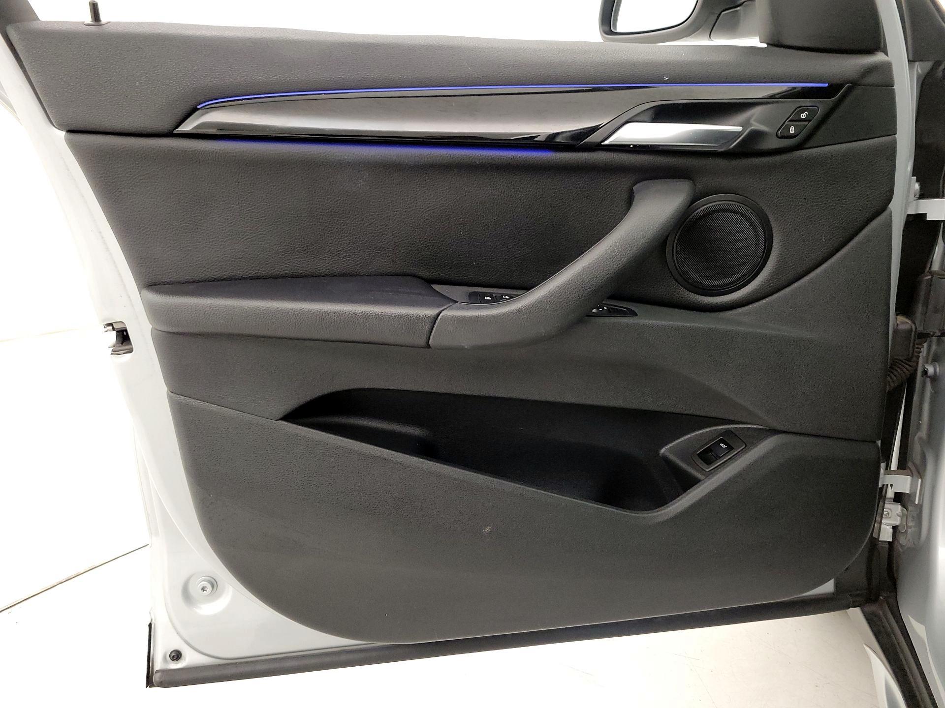 Thumbnail: 2020 BMW X1 - 12