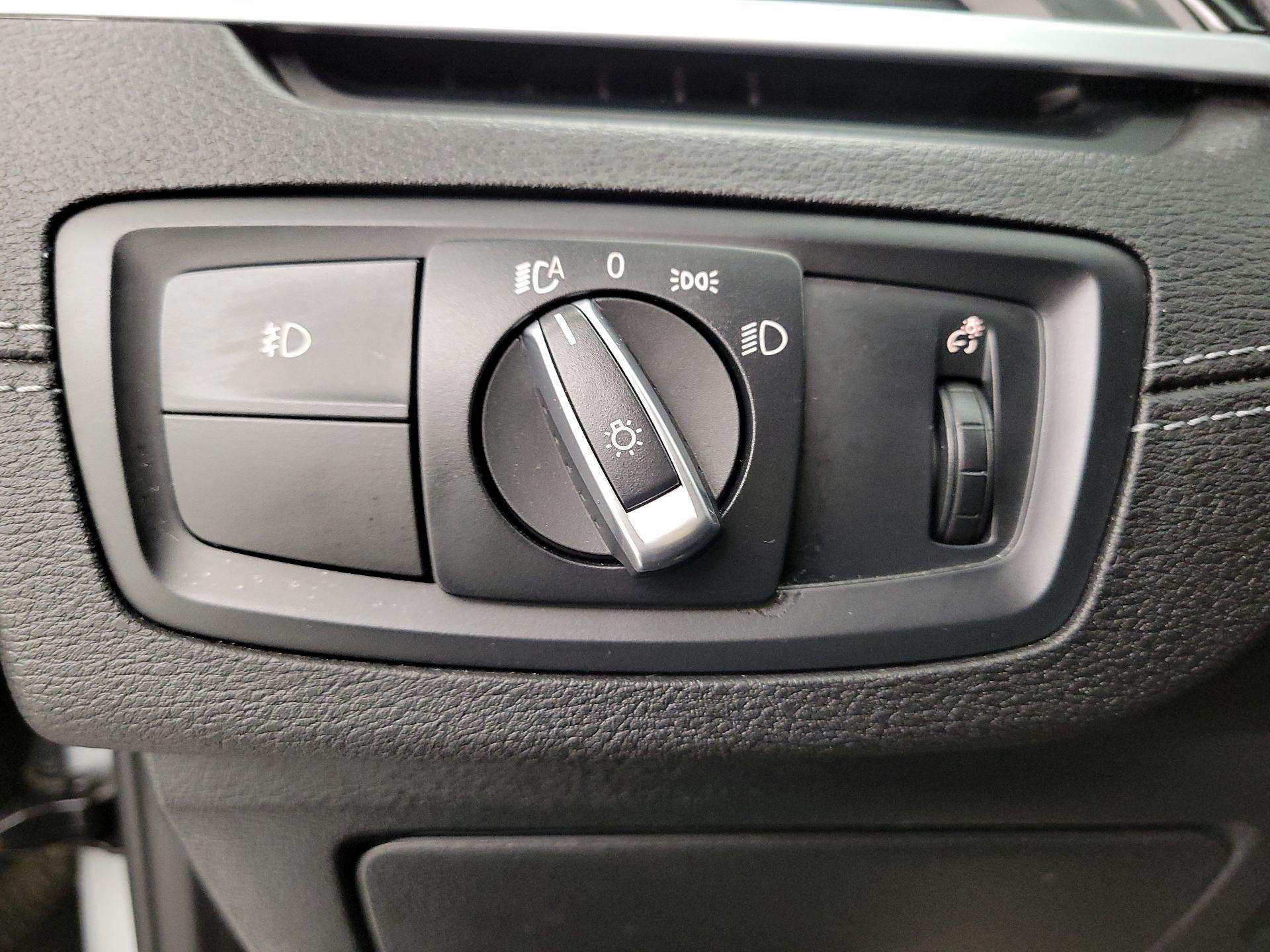 Thumbnail: 2020 BMW X1 - 13