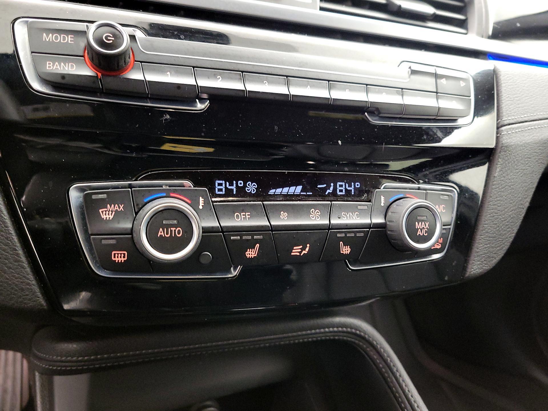 Thumbnail: 2020 BMW X1 - 16