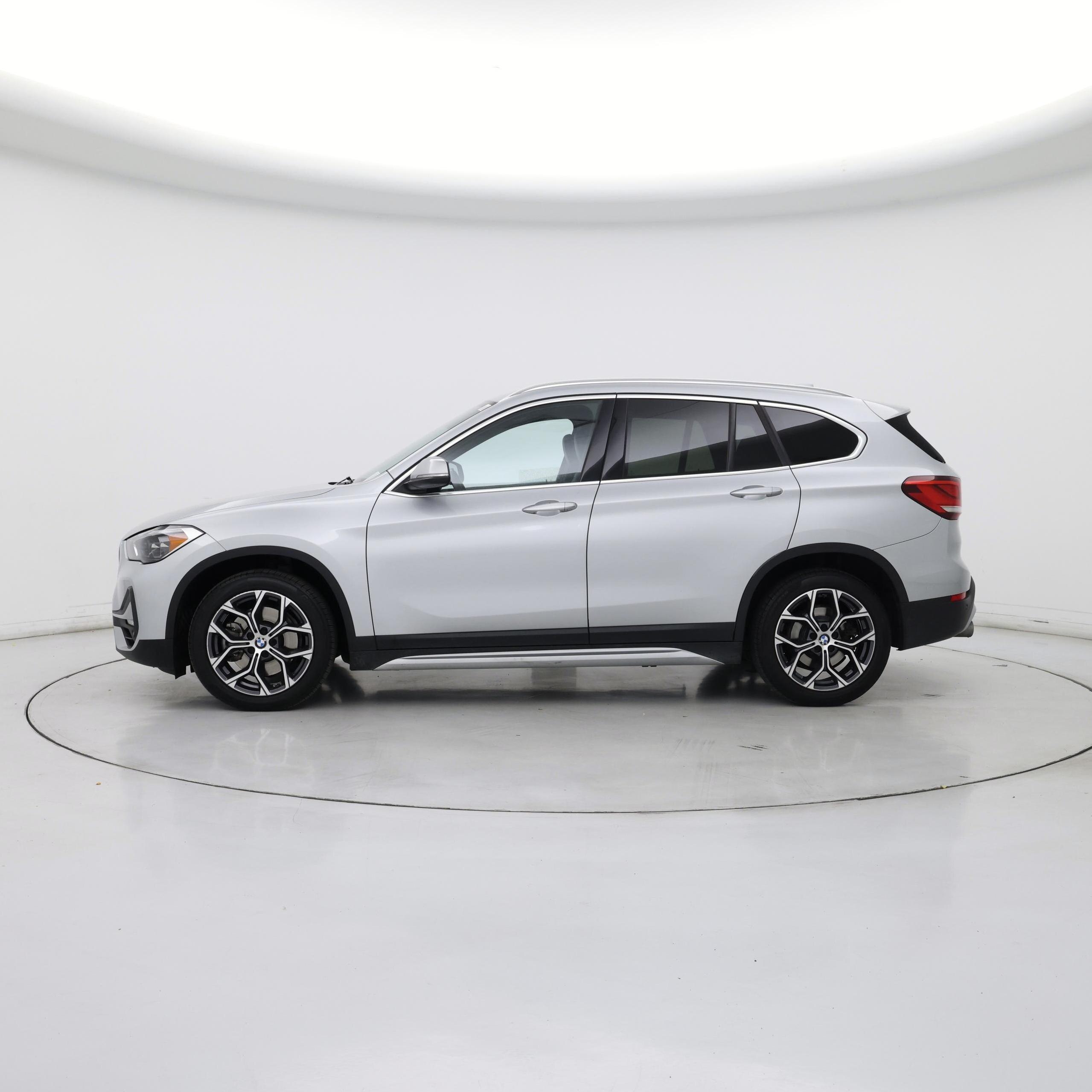 Thumbnail: 2020 BMW X1 - 3