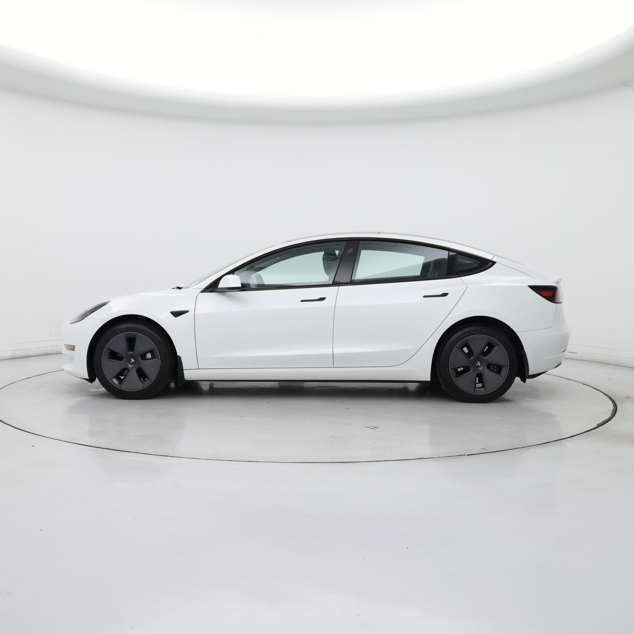 Thumbnail: 2023 Tesla Model 3 - 3