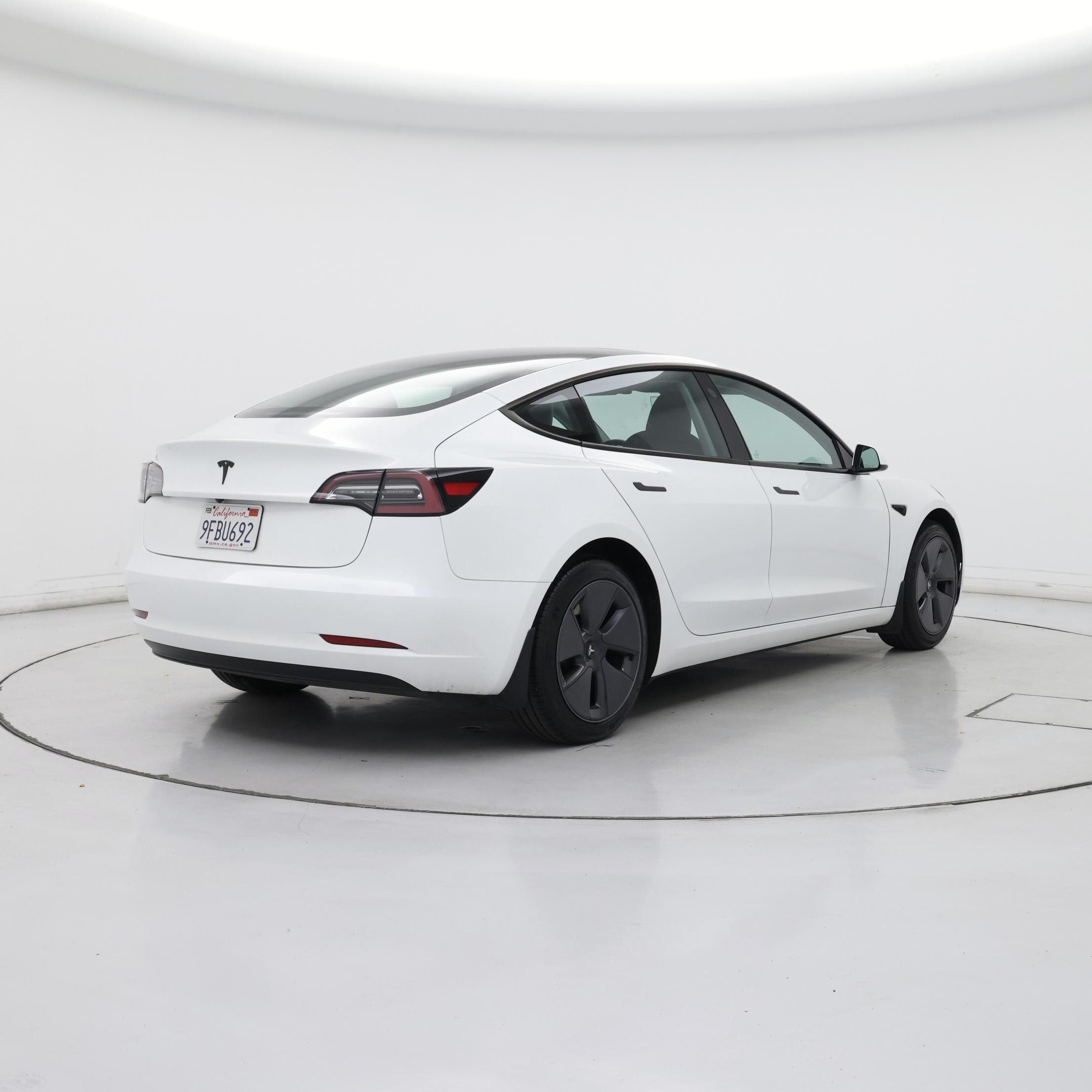 Thumbnail: 2023 Tesla Model 3 - 8