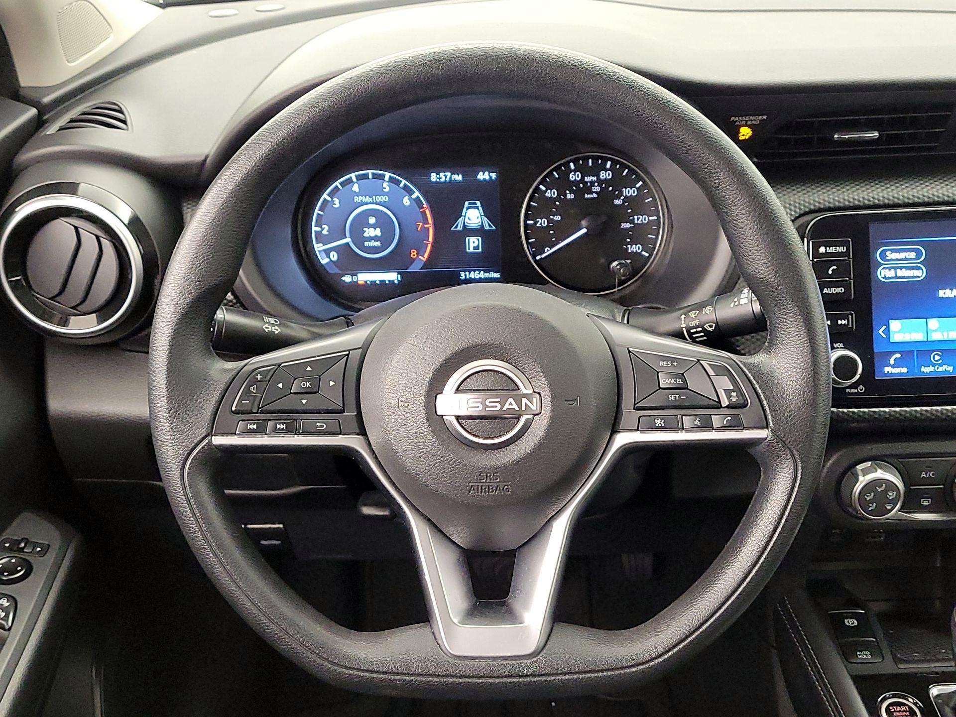 Thumbnail: 2023 Nissan Kicks - 10